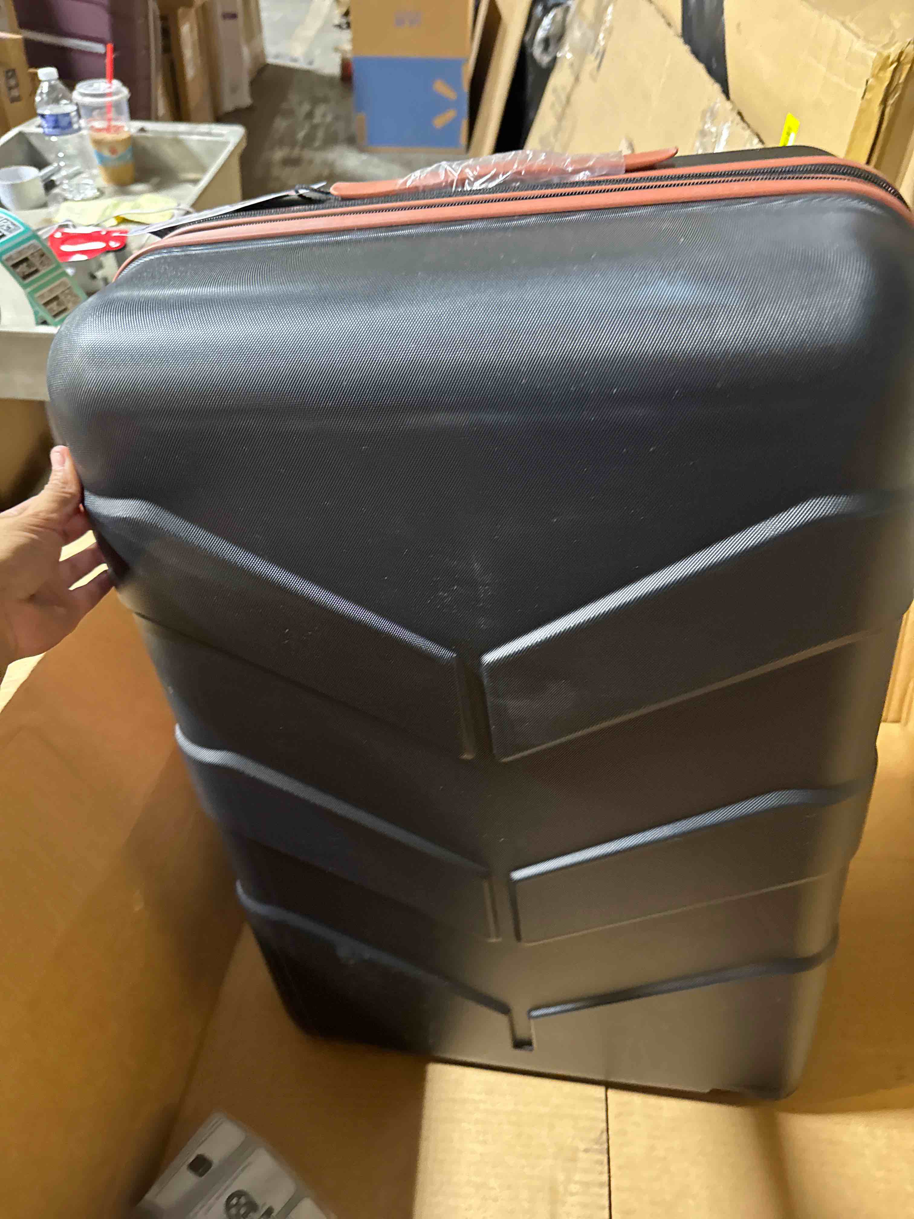 https://s3.amazonaws.com/lotting-images-prod/phillipi/TEA3367363_1752783877992.jpeg