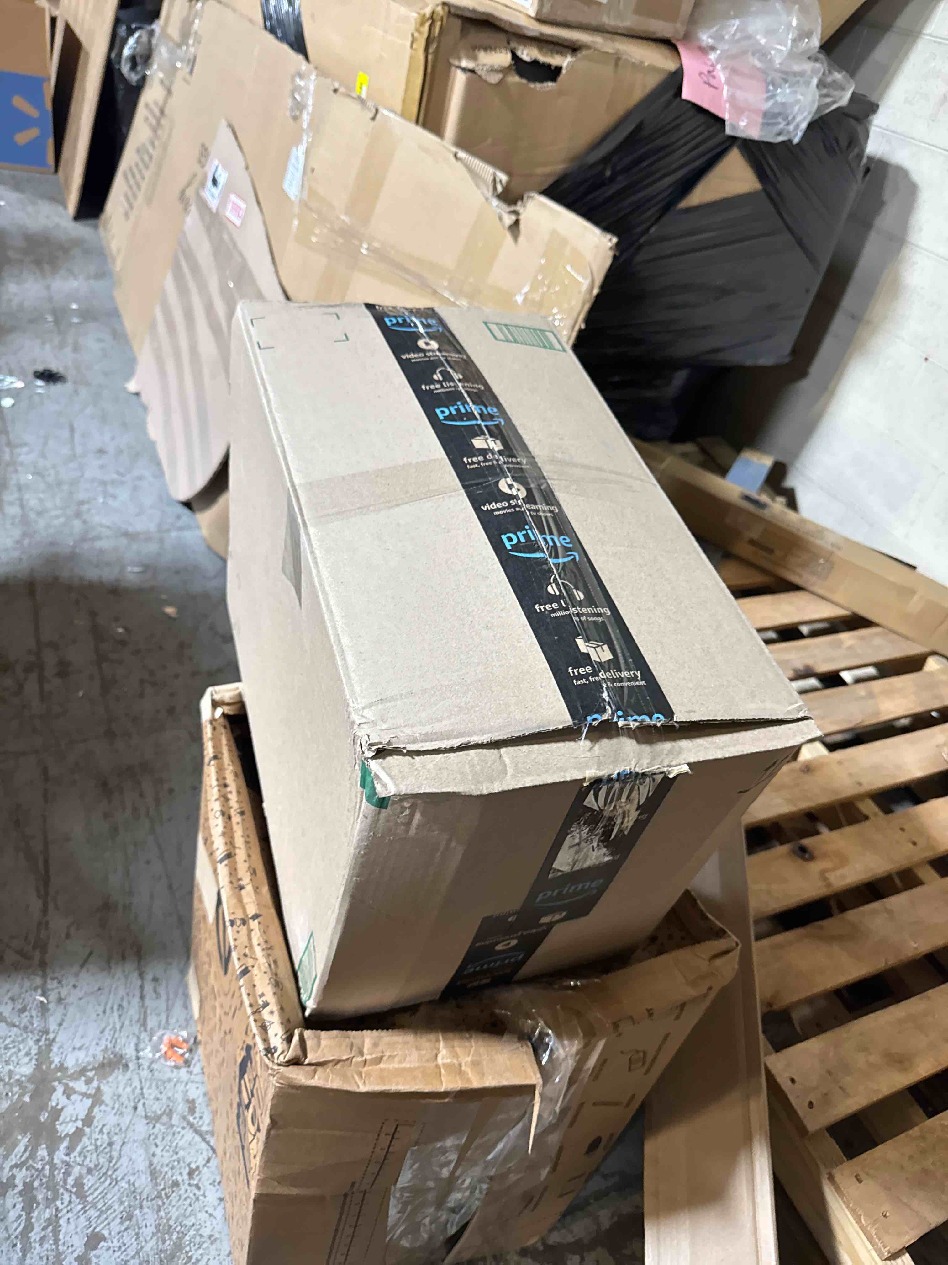 https://s3.amazonaws.com/lotting-images-prod/phillipi/TEA3367365_1752841439976.jpeg