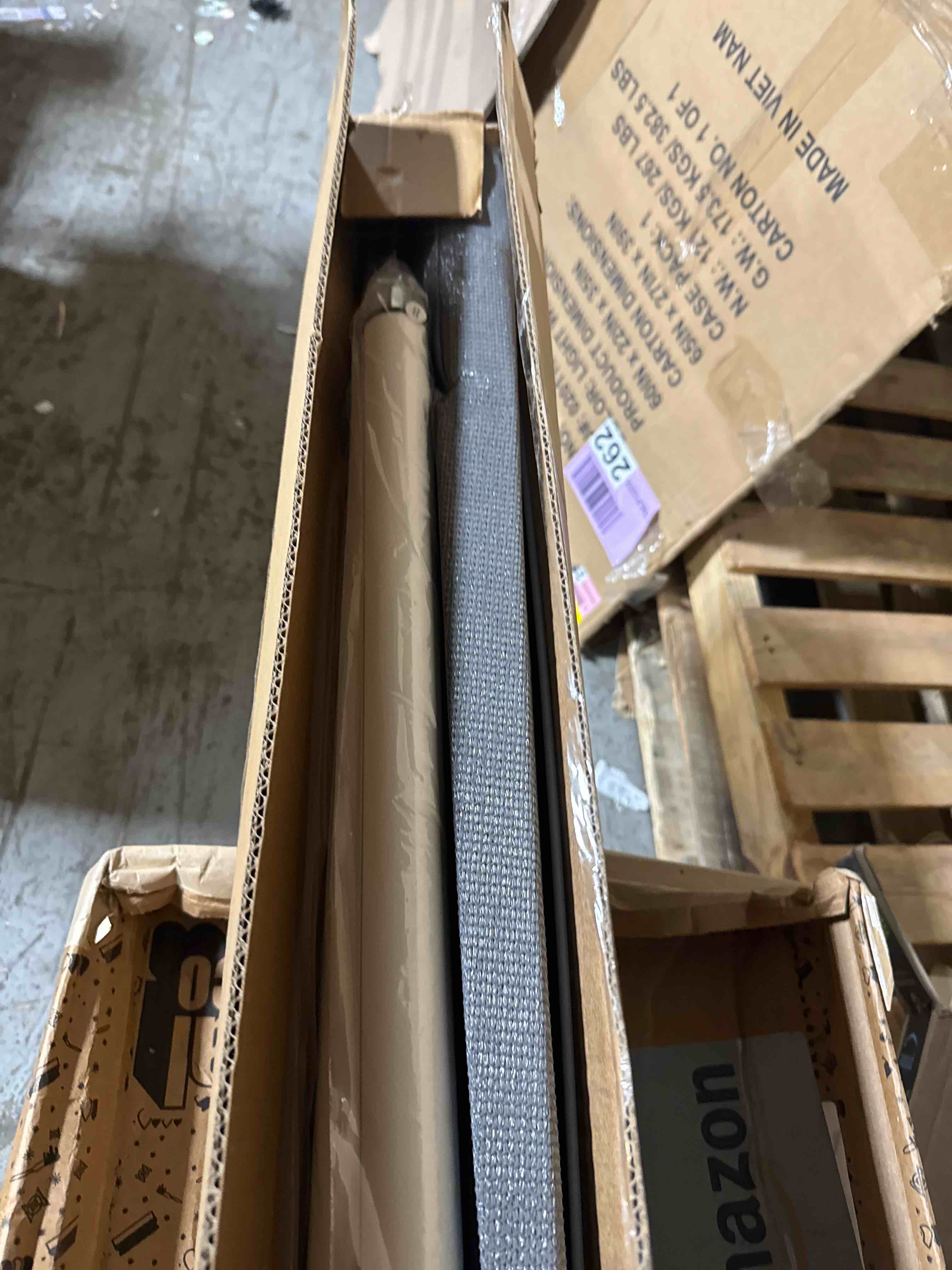 https://s3.amazonaws.com/lotting-images-prod/phillipi/TEA3367372_1752842961005.jpeg
