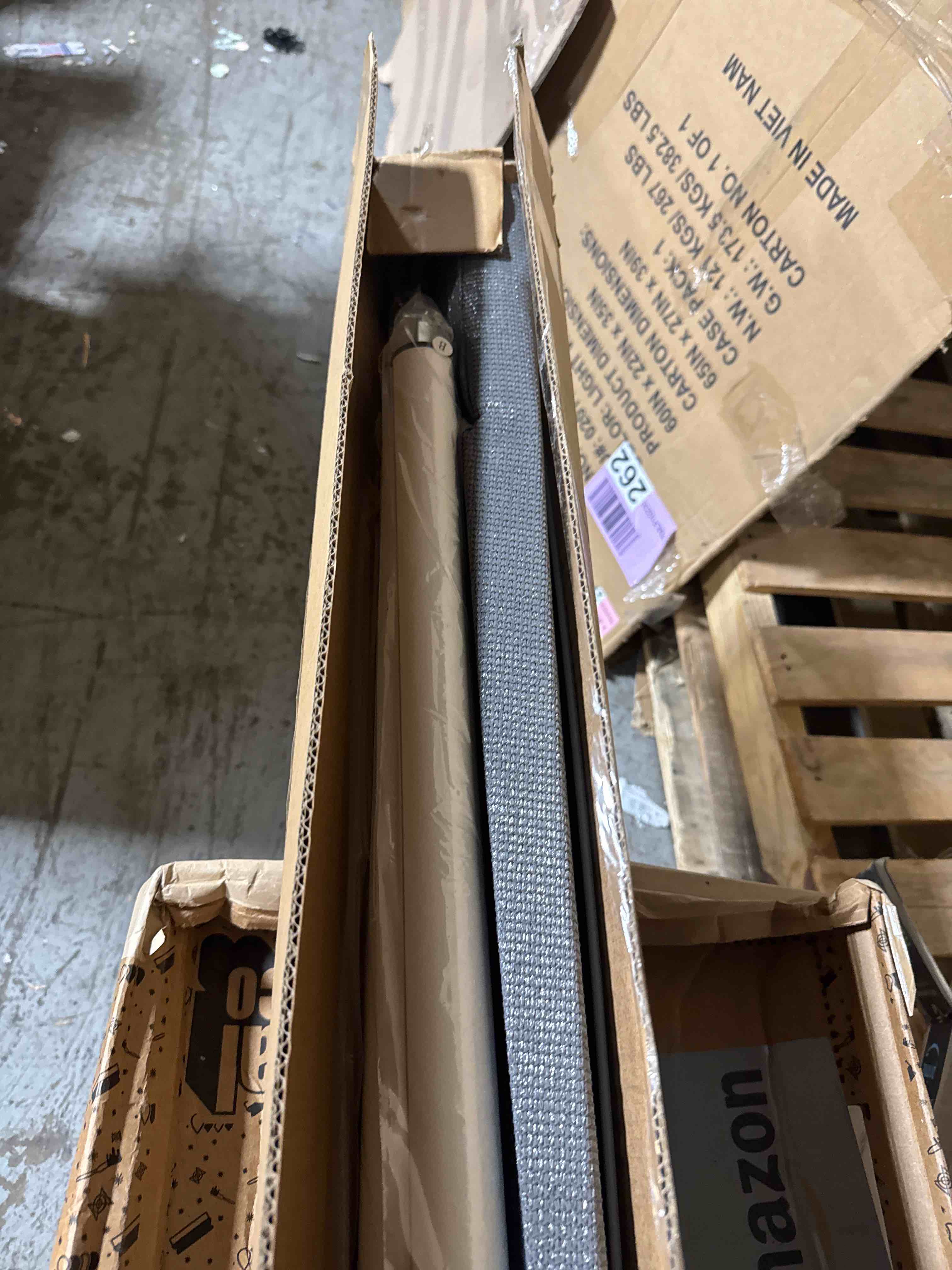 https://s3.amazonaws.com/lotting-images-prod/phillipi/TEA3367372_1752842961963.jpeg