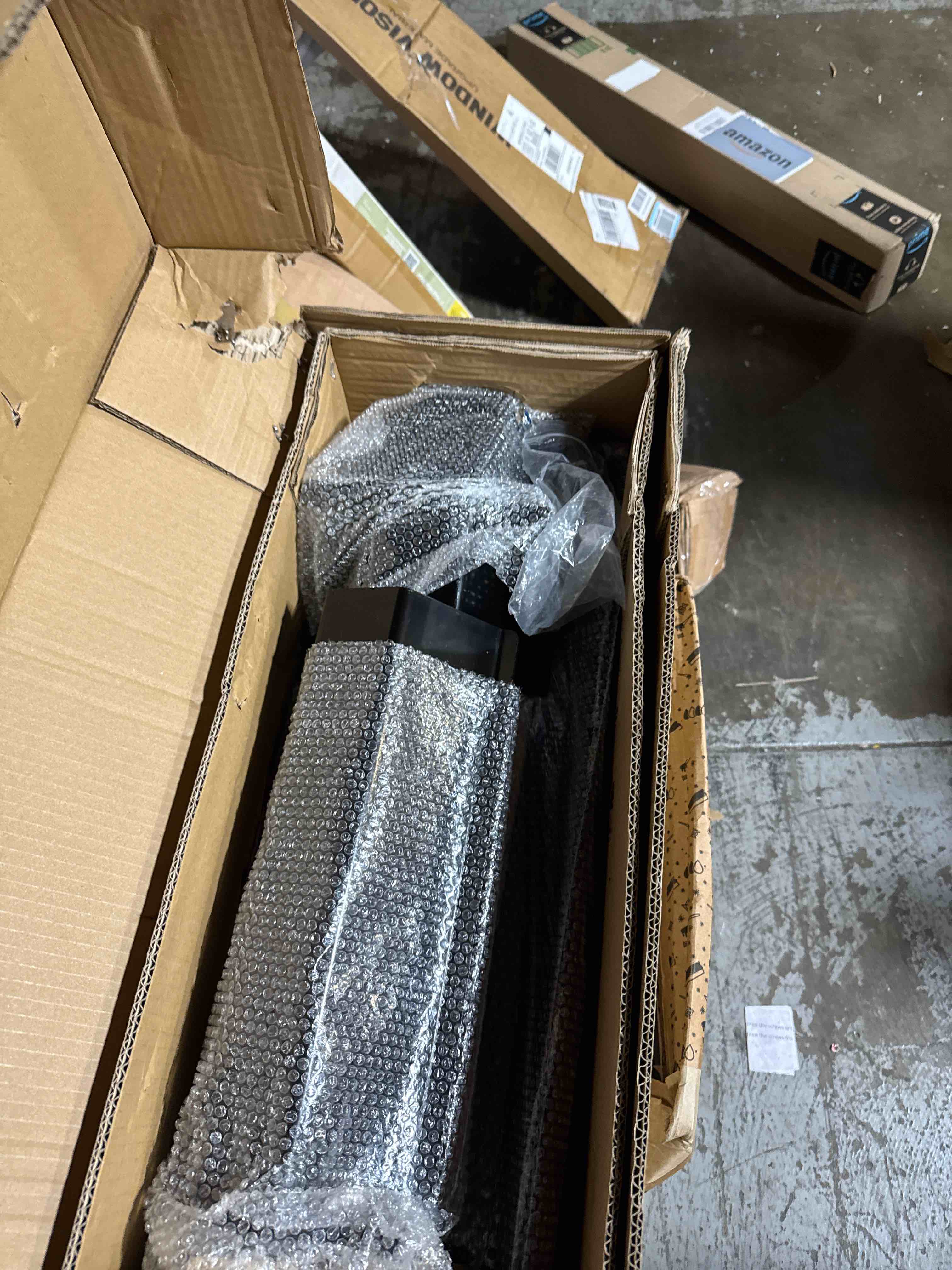 https://s3.amazonaws.com/lotting-images-prod/phillipi/TEA3367380_1752844740874.jpeg