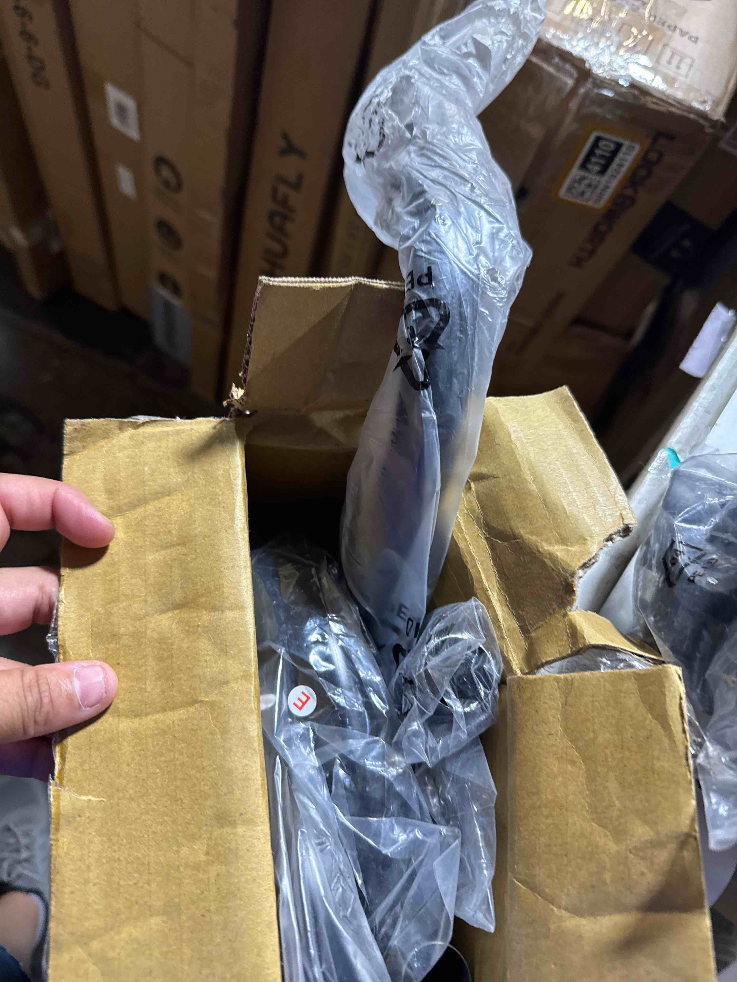 https://s3.amazonaws.com/lotting-images-prod/phillipi/TEA3367382_1752845609216.jpeg