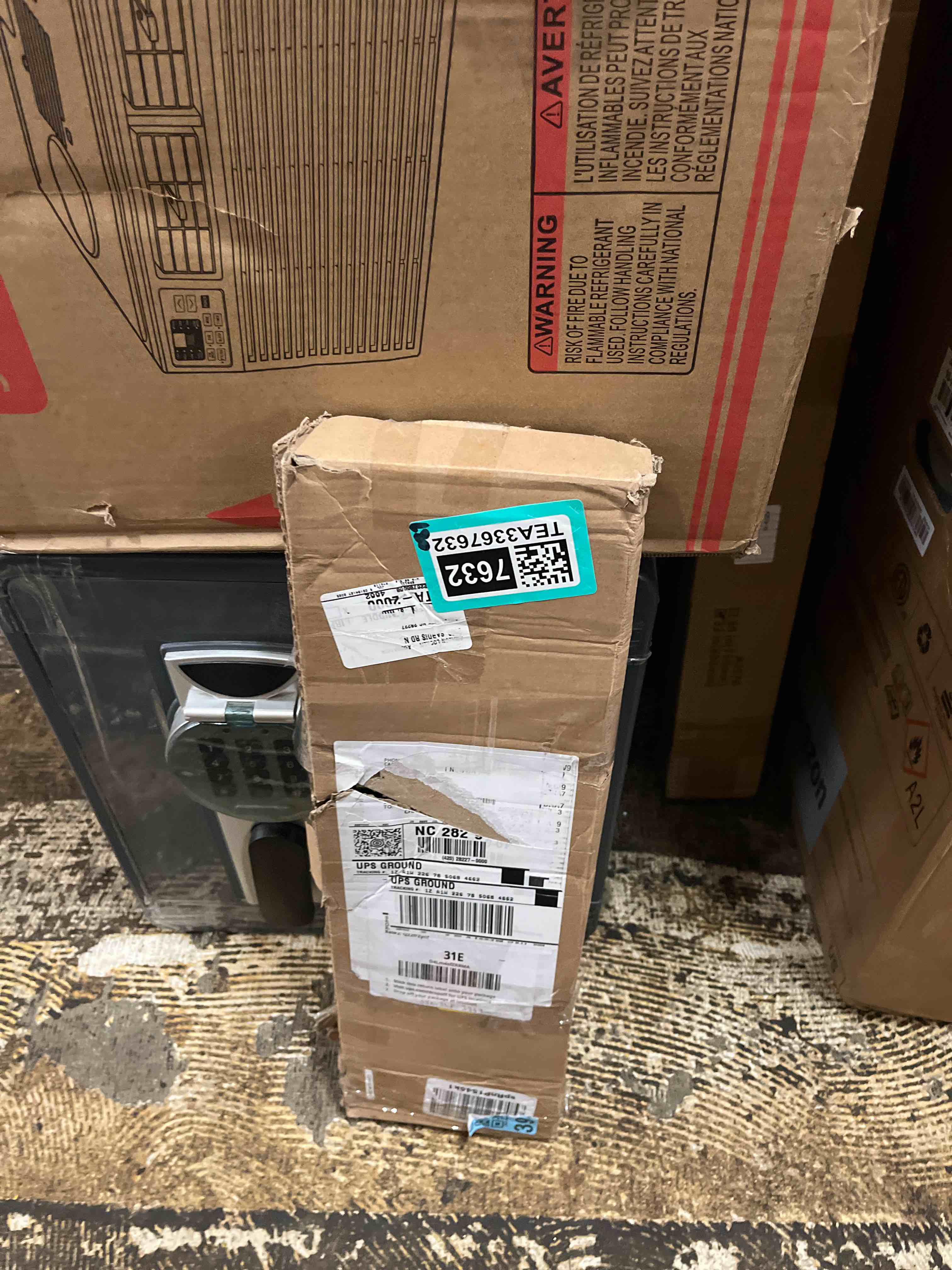 https://s3.amazonaws.com/lotting-images-prod/phillipi/TEA3367632_1753119982996.jpeg