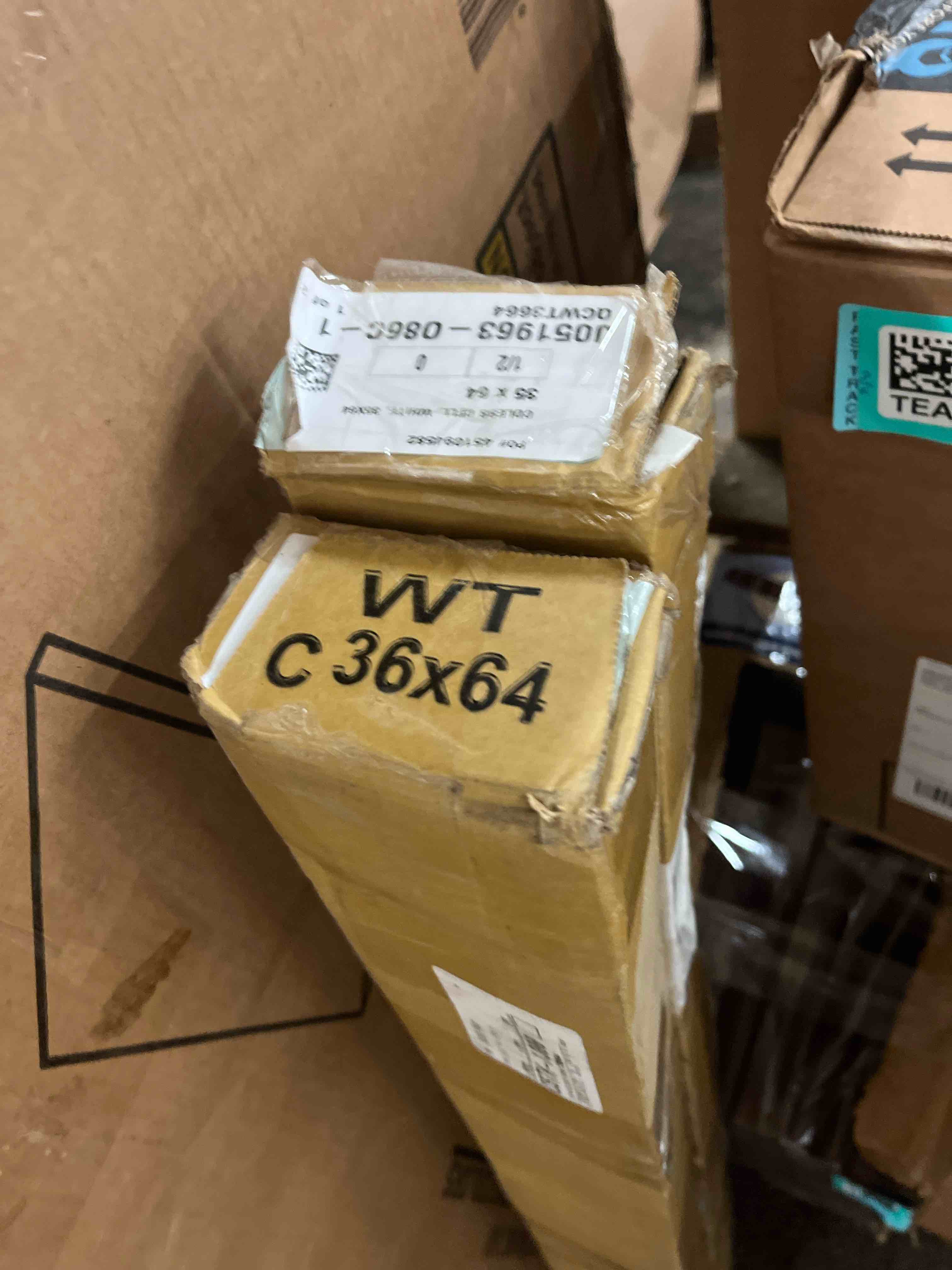 https://s3.amazonaws.com/lotting-images-prod/phillipi/TEA3367693_1753117636751.jpeg