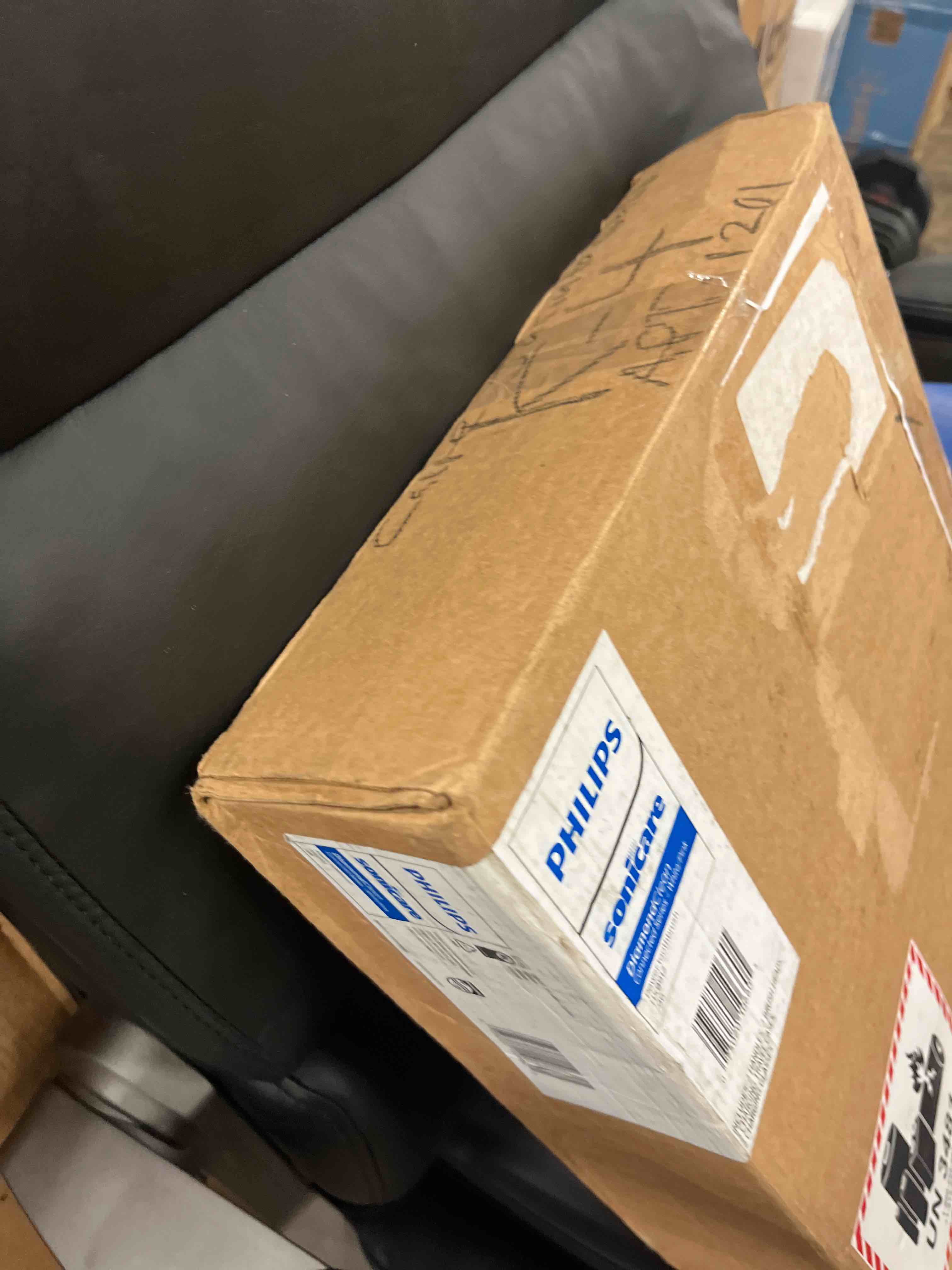https://s3.amazonaws.com/lotting-images-prod/phillipi/TEA3367828_1753312979416.jpeg