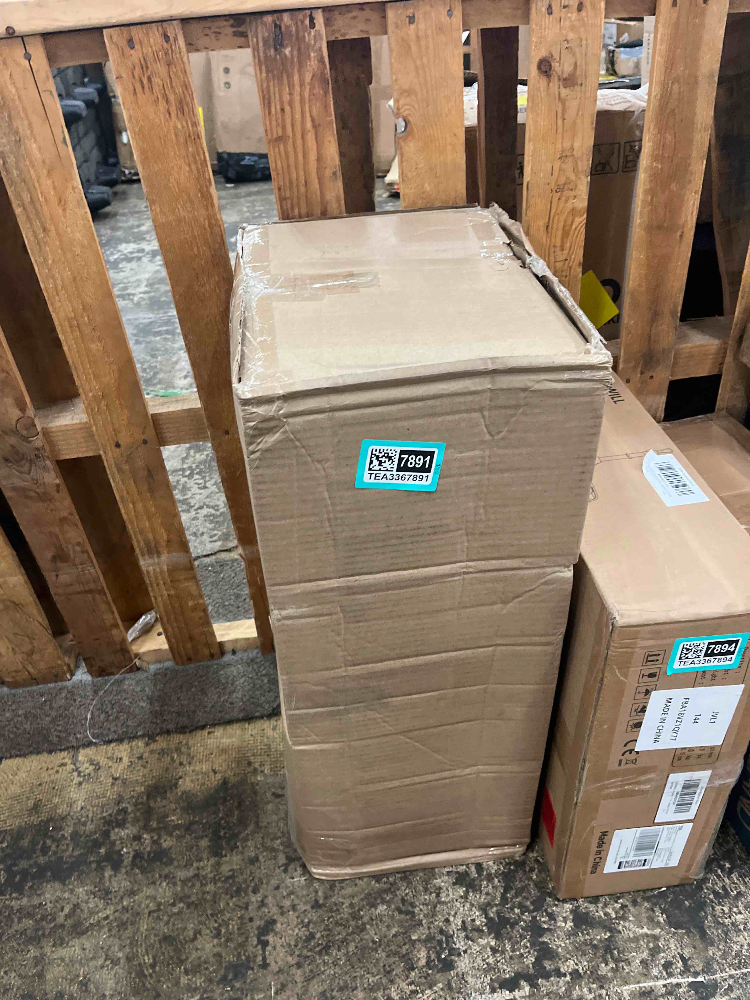 https://s3.amazonaws.com/lotting-images-prod/phillipi/TEA3367891_1753311361722.jpeg