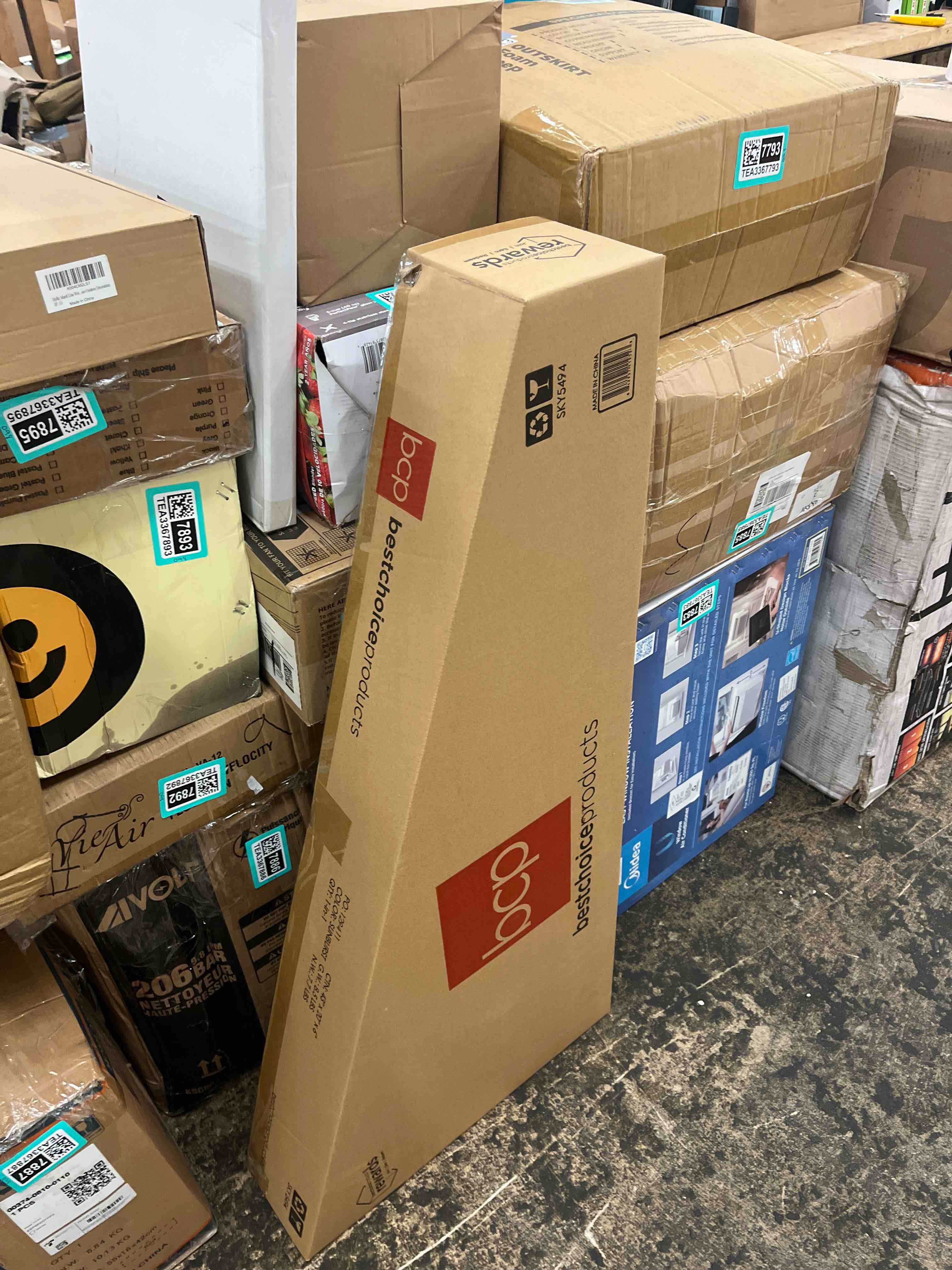 https://s3.amazonaws.com/lotting-images-prod/phillipi/TEA3367902_1753317385607.jpeg