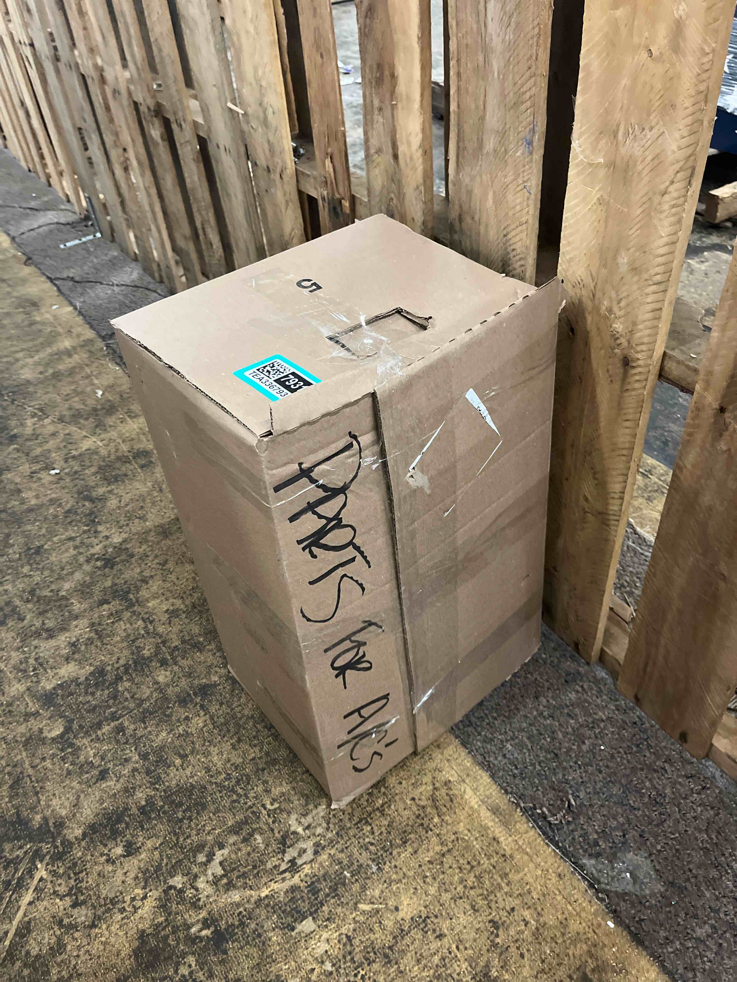 https://s3.amazonaws.com/lotting-images-prod/phillipi/TEA3367931_1753376128933.jpeg