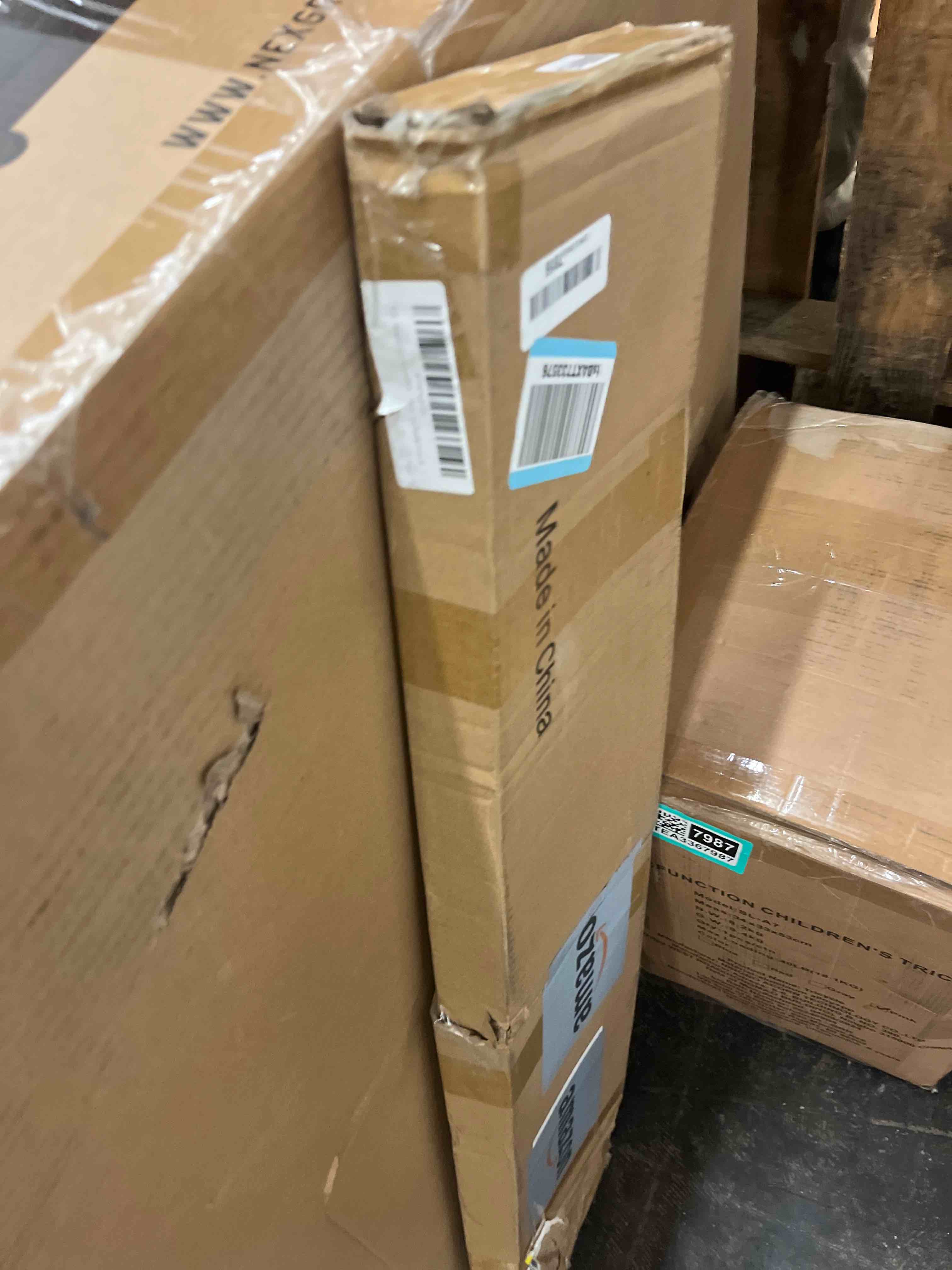 https://s3.amazonaws.com/lotting-images-prod/phillipi/TEA3367982_1753376034974.jpeg