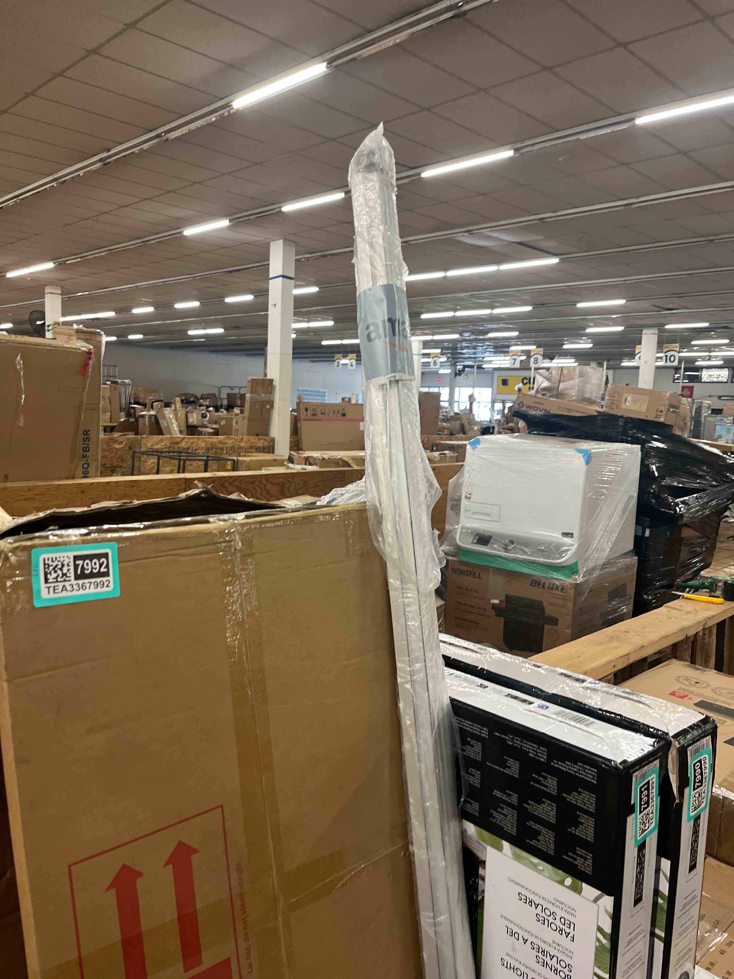 https://s3.amazonaws.com/lotting-images-prod/phillipi/TEA3367988_1753375755308.jpeg