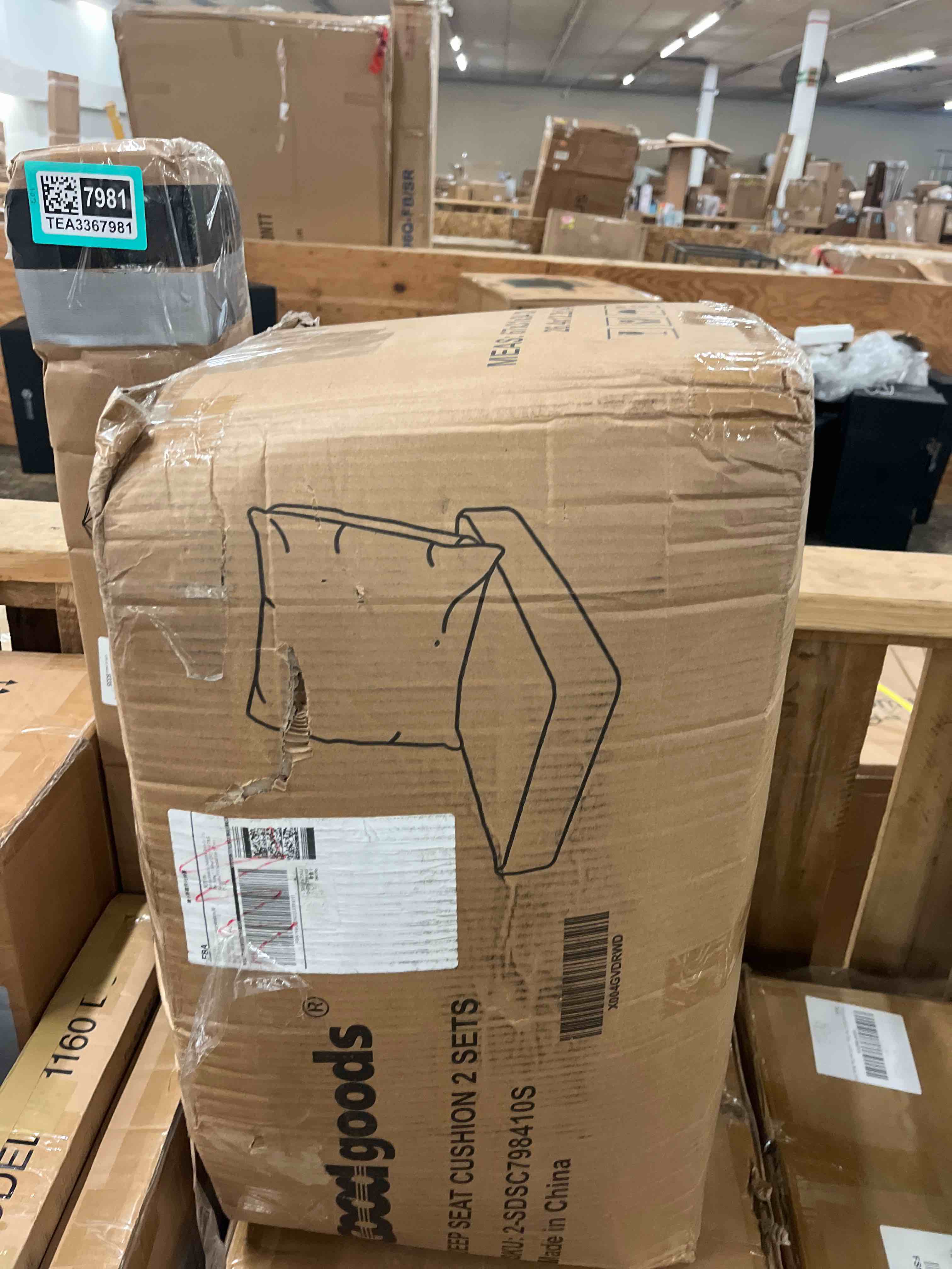 https://s3.amazonaws.com/lotting-images-prod/phillipi/TEA3367994_1753379384388.jpeg