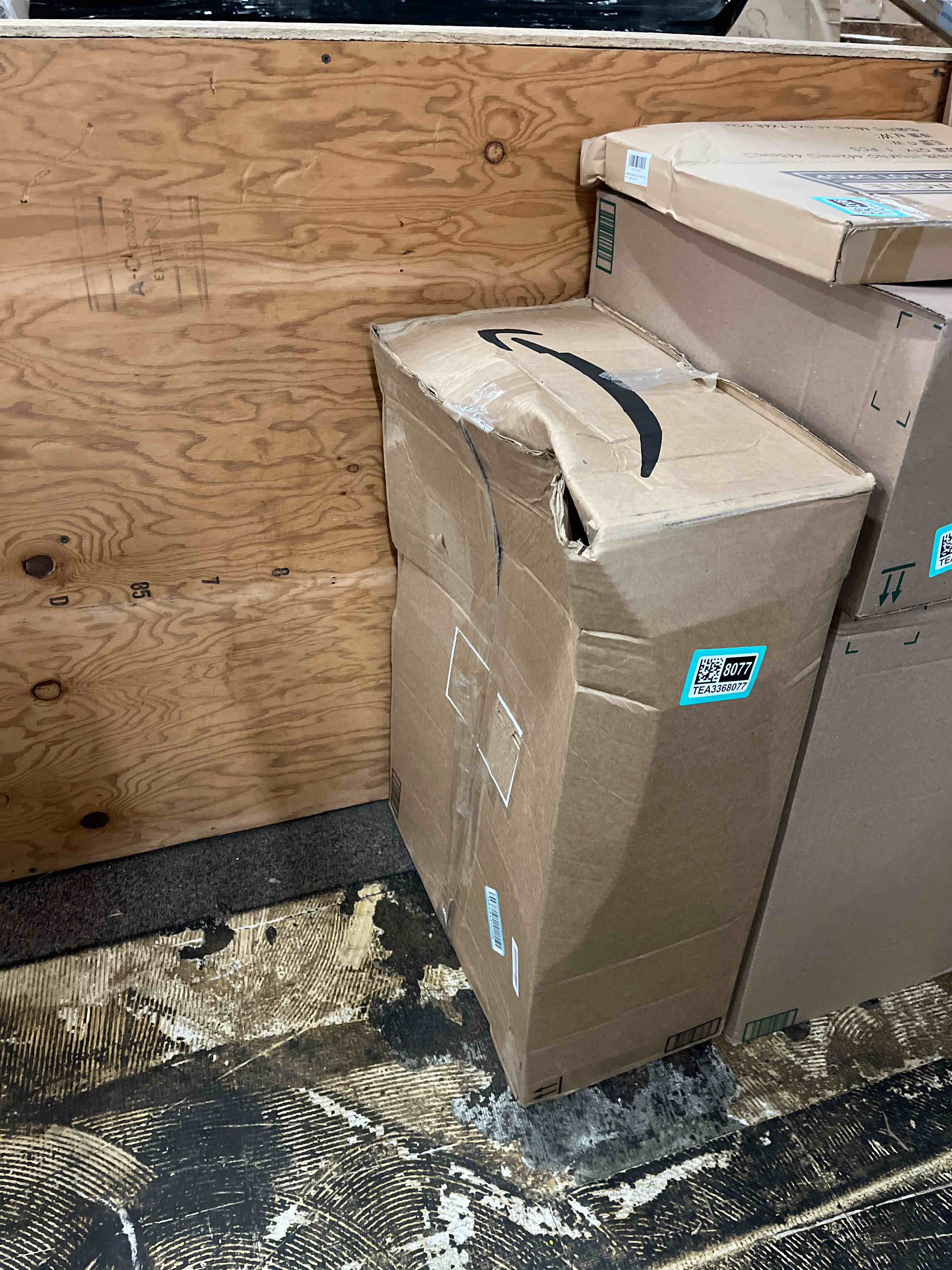 https://s3.amazonaws.com/lotting-images-prod/phillipi/TEA3368077_1760493040761.jpeg