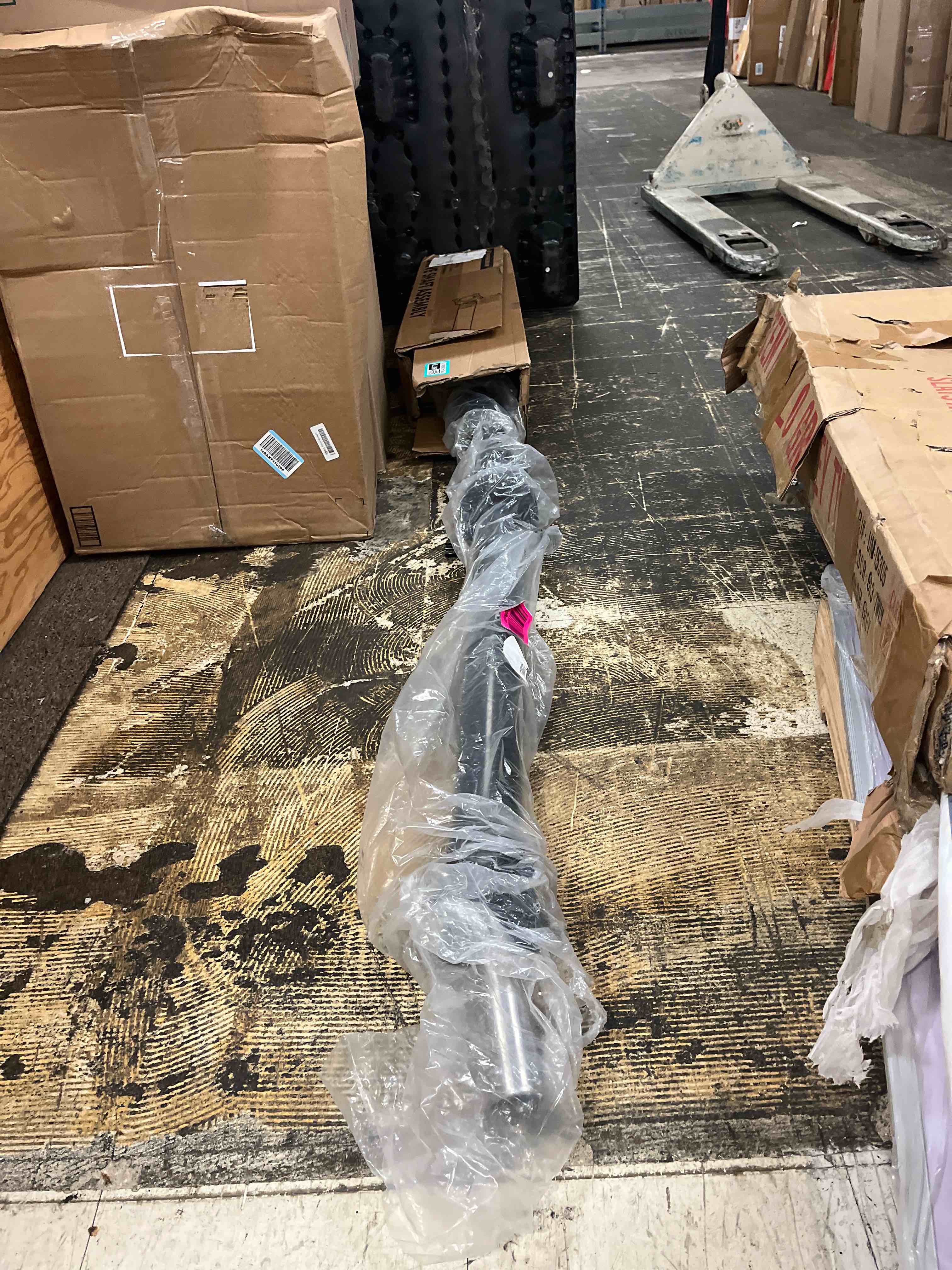 https://s3.amazonaws.com/lotting-images-prod/phillipi/TEA3368078_1760493187633.jpeg