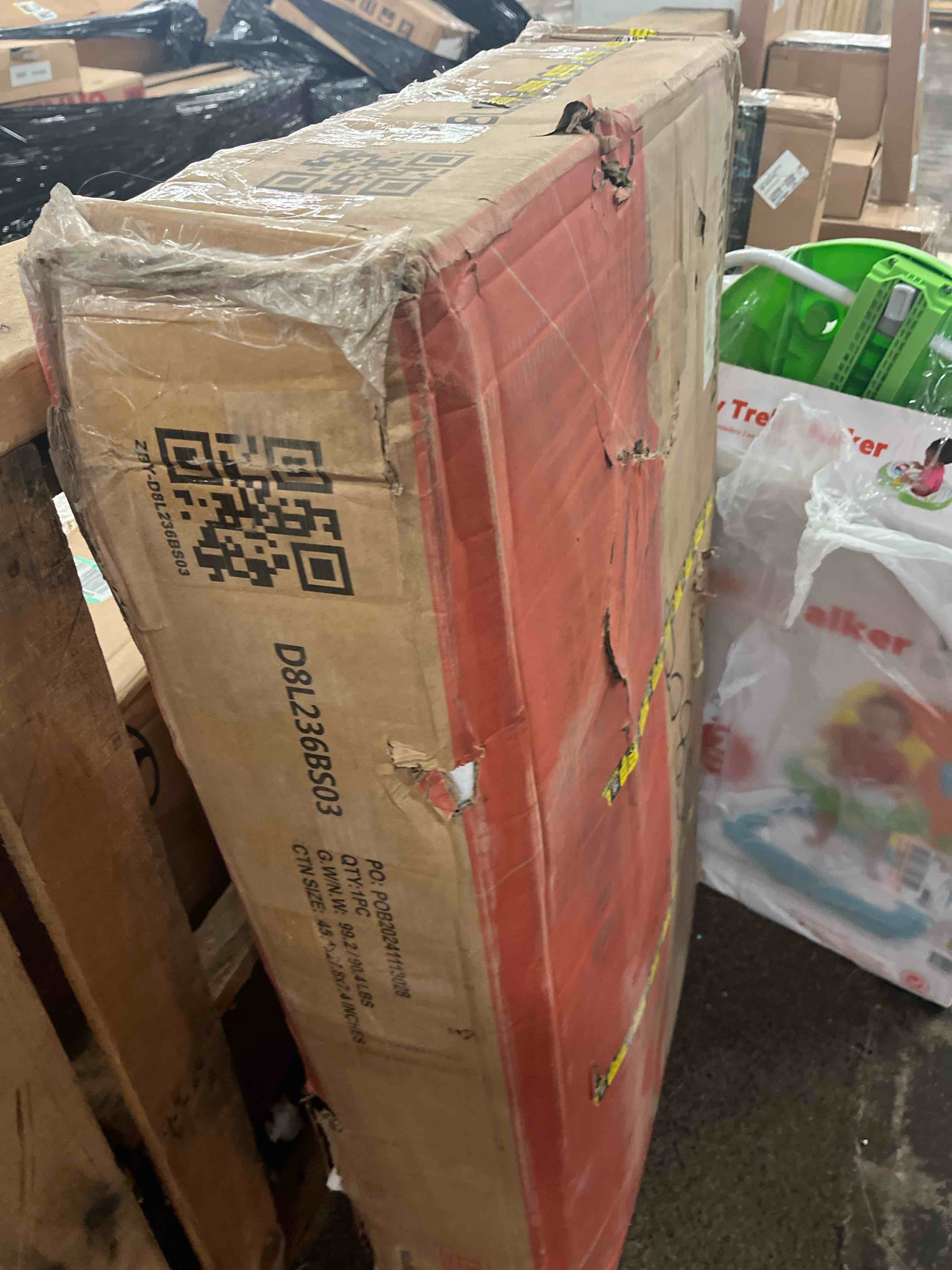 https://s3.amazonaws.com/lotting-images-prod/phillipi/TEA3368134_1753746877678.jpeg