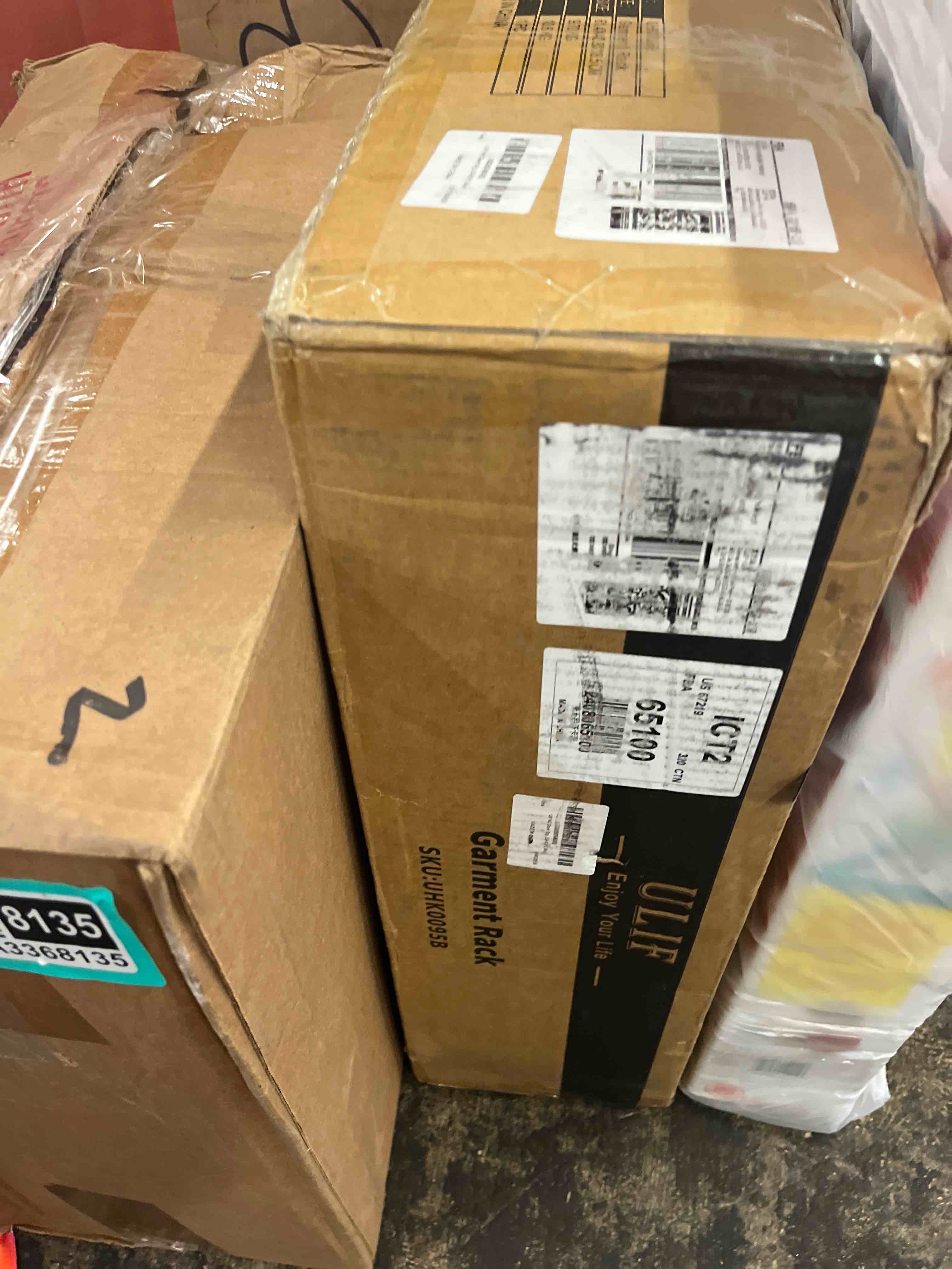 https://s3.amazonaws.com/lotting-images-prod/phillipi/TEA3368157_1753747374775.jpeg