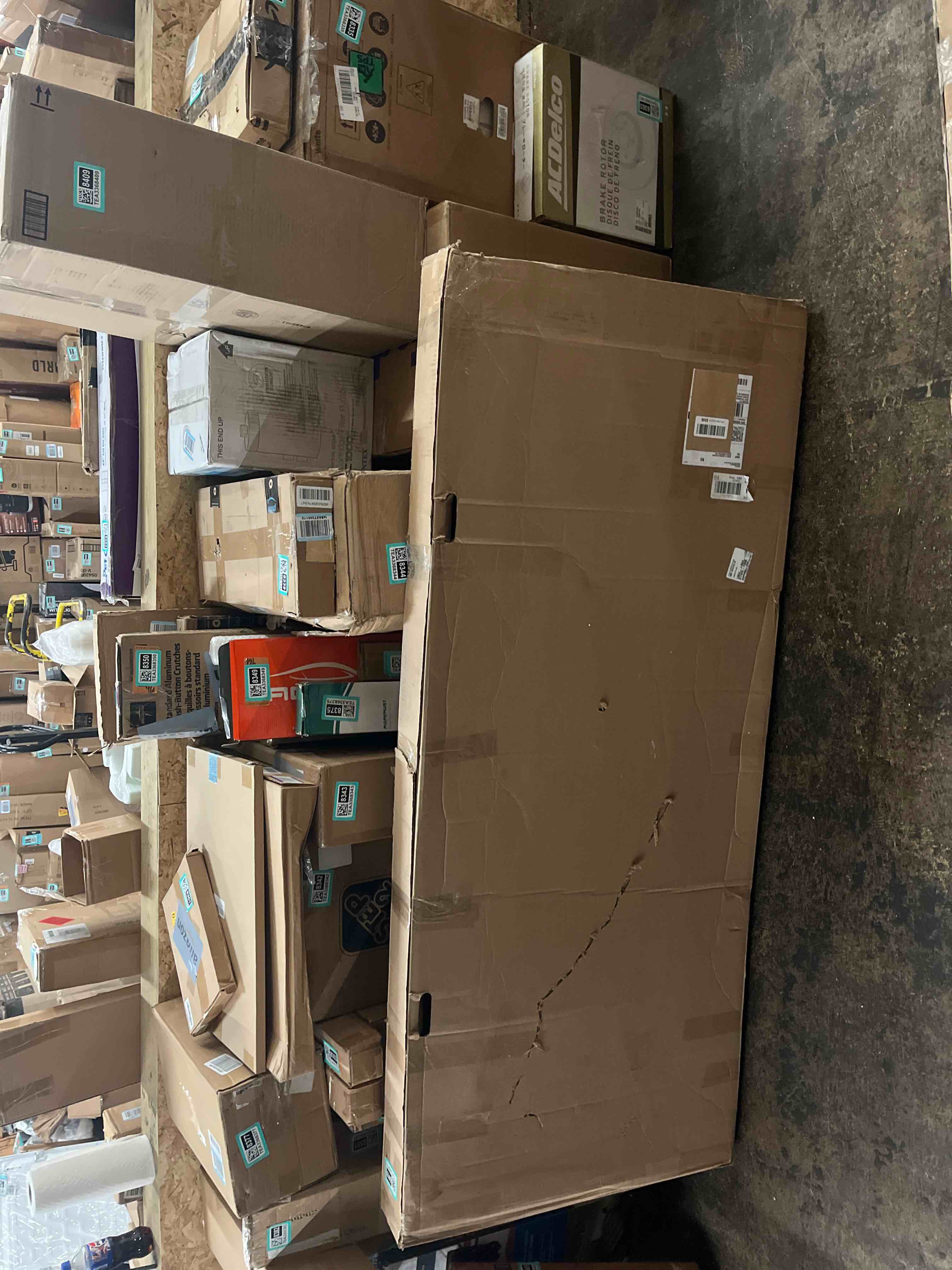 https://s3.amazonaws.com/lotting-images-prod/phillipi/TEA3368410_1753757865581.jpeg