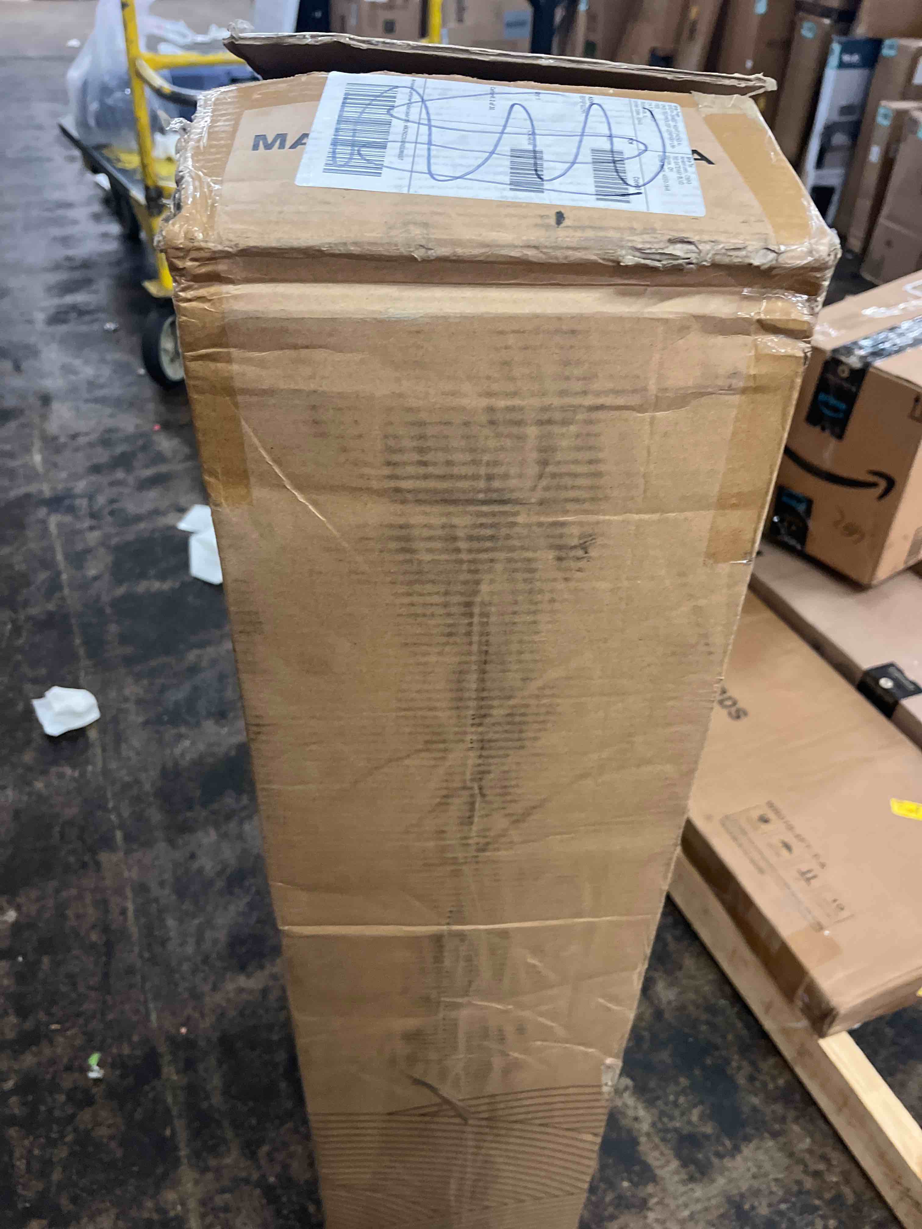 https://s3.amazonaws.com/lotting-images-prod/phillipi/TEA3368429_1753756162536.jpeg
