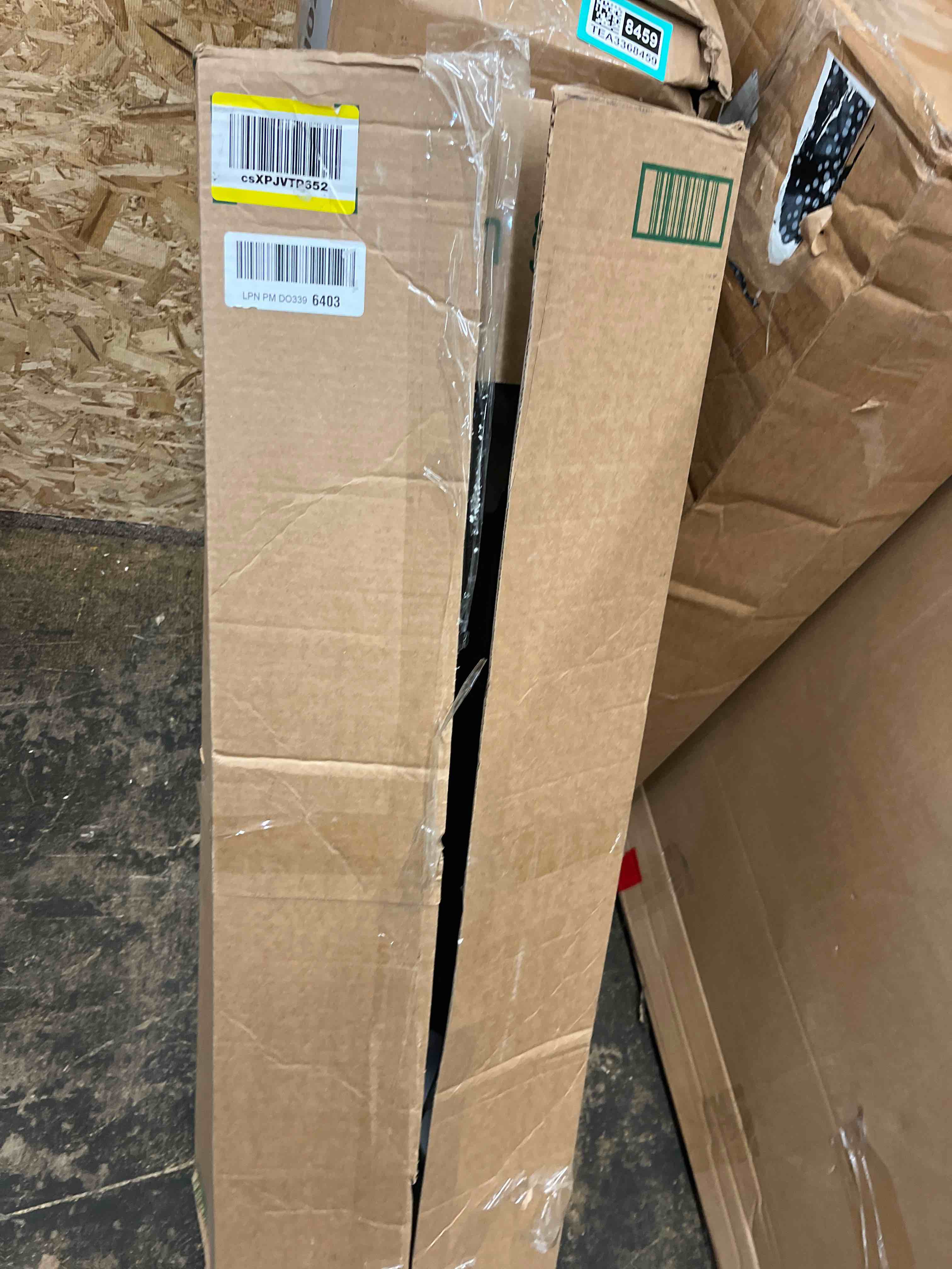 https://s3.amazonaws.com/lotting-images-prod/phillipi/TEA3368457_1754059711584.jpeg
