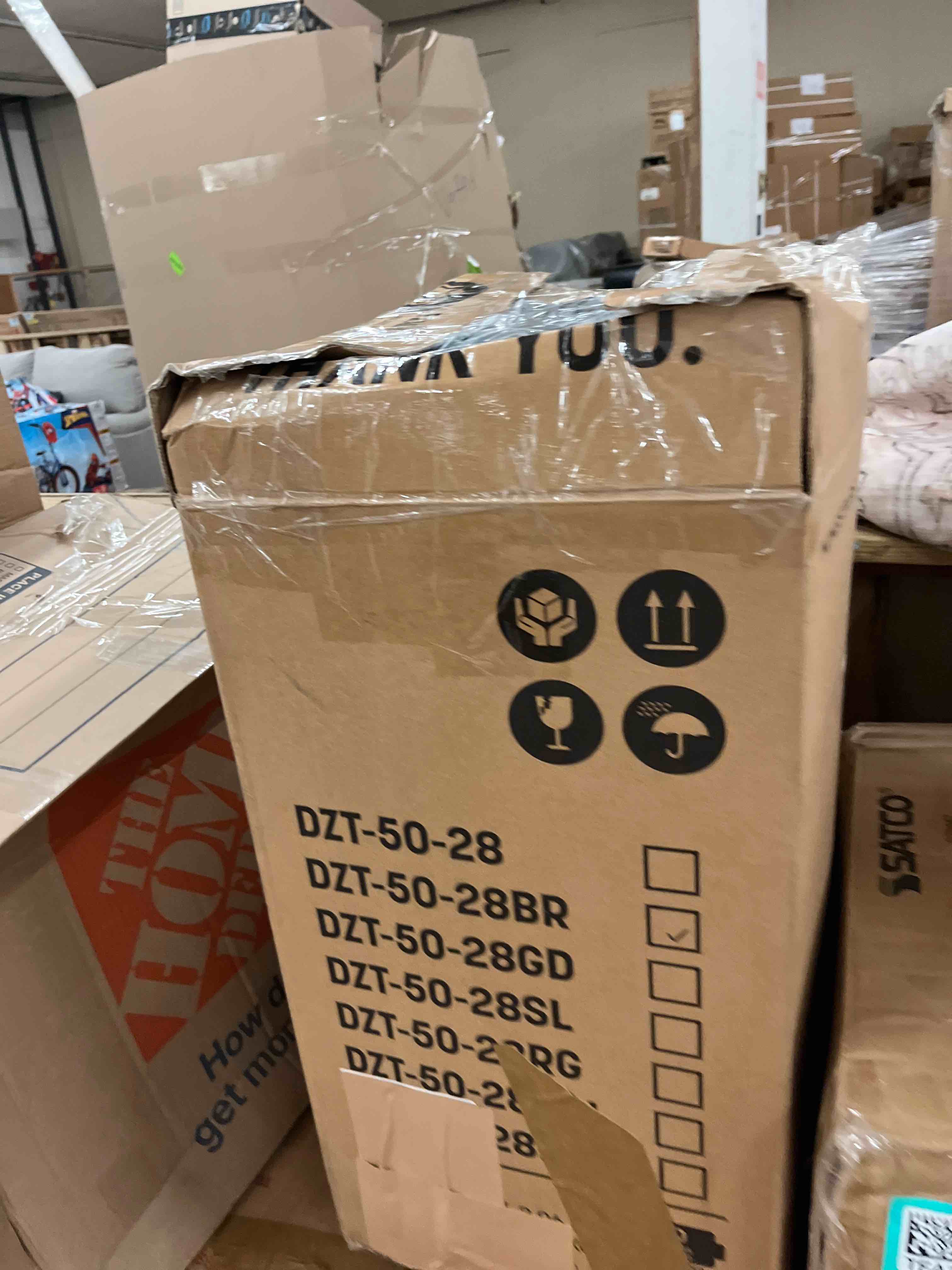 https://s3.amazonaws.com/lotting-images-prod/phillipi/TEA3368464_1753931978298.jpeg