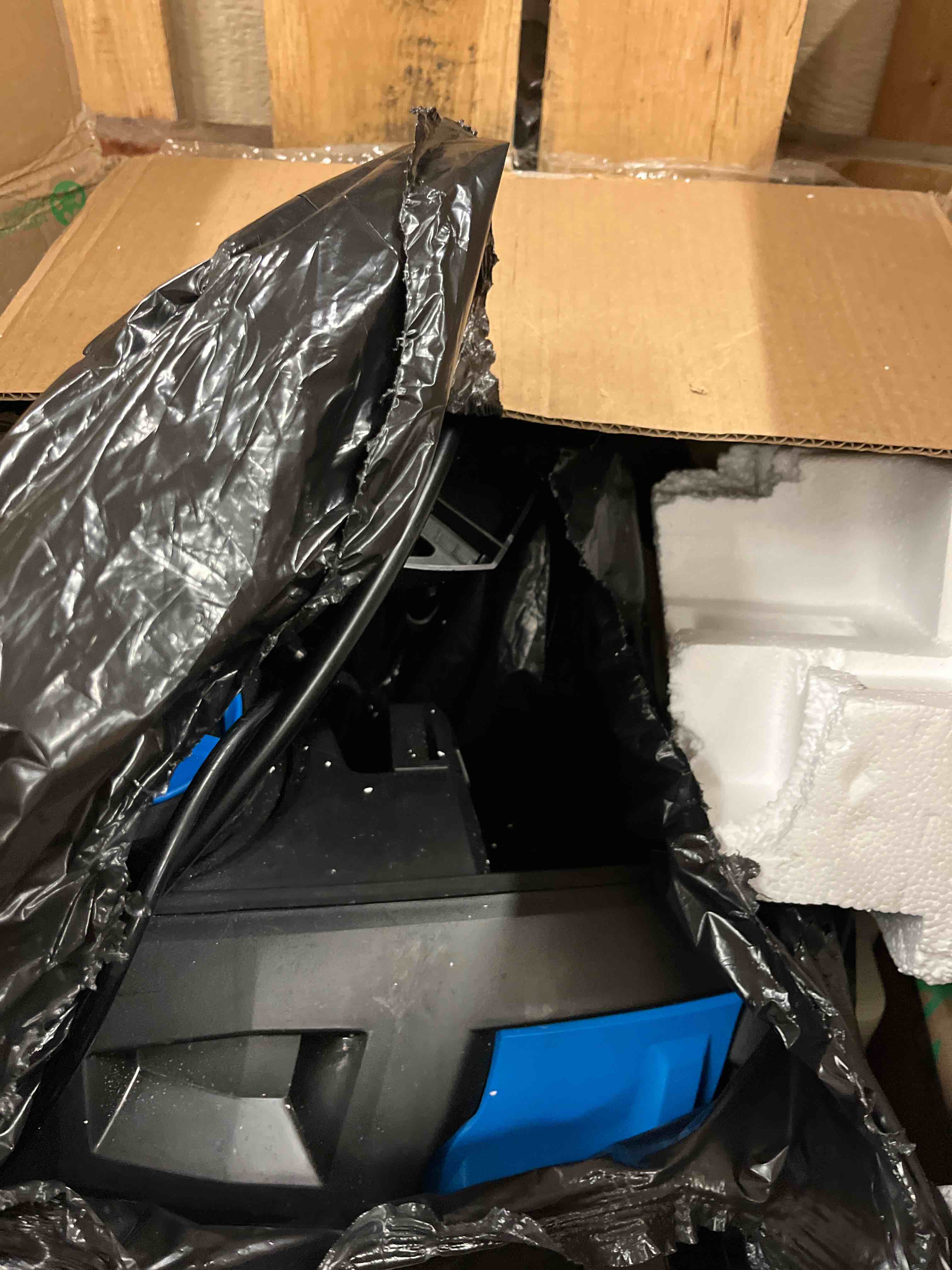 https://s3.amazonaws.com/lotting-images-prod/phillipi/TEA3368476_1753930930081.jpeg