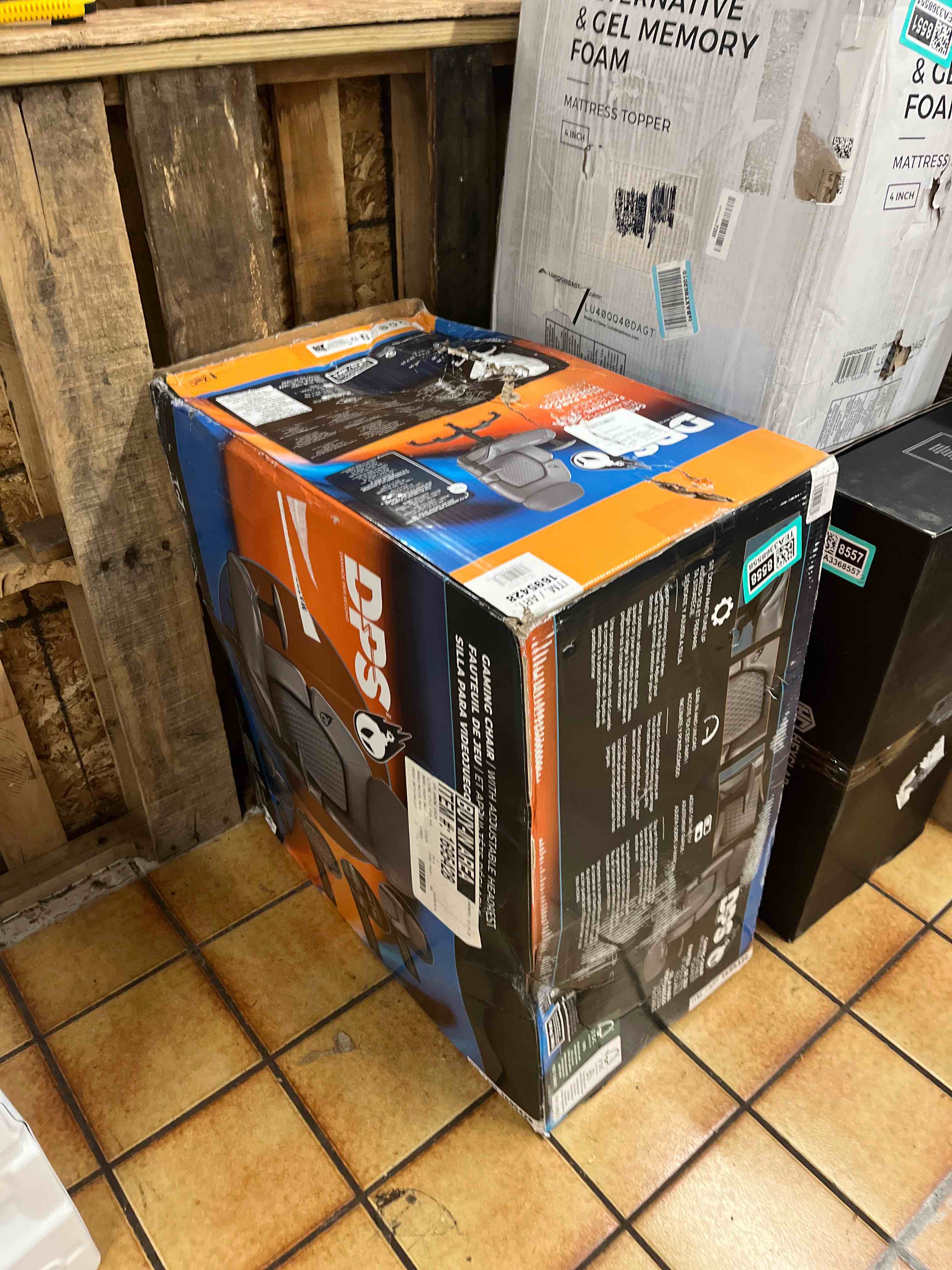 https://s3.amazonaws.com/lotting-images-prod/phillipi/TEA3368558_1753927091556.jpeg