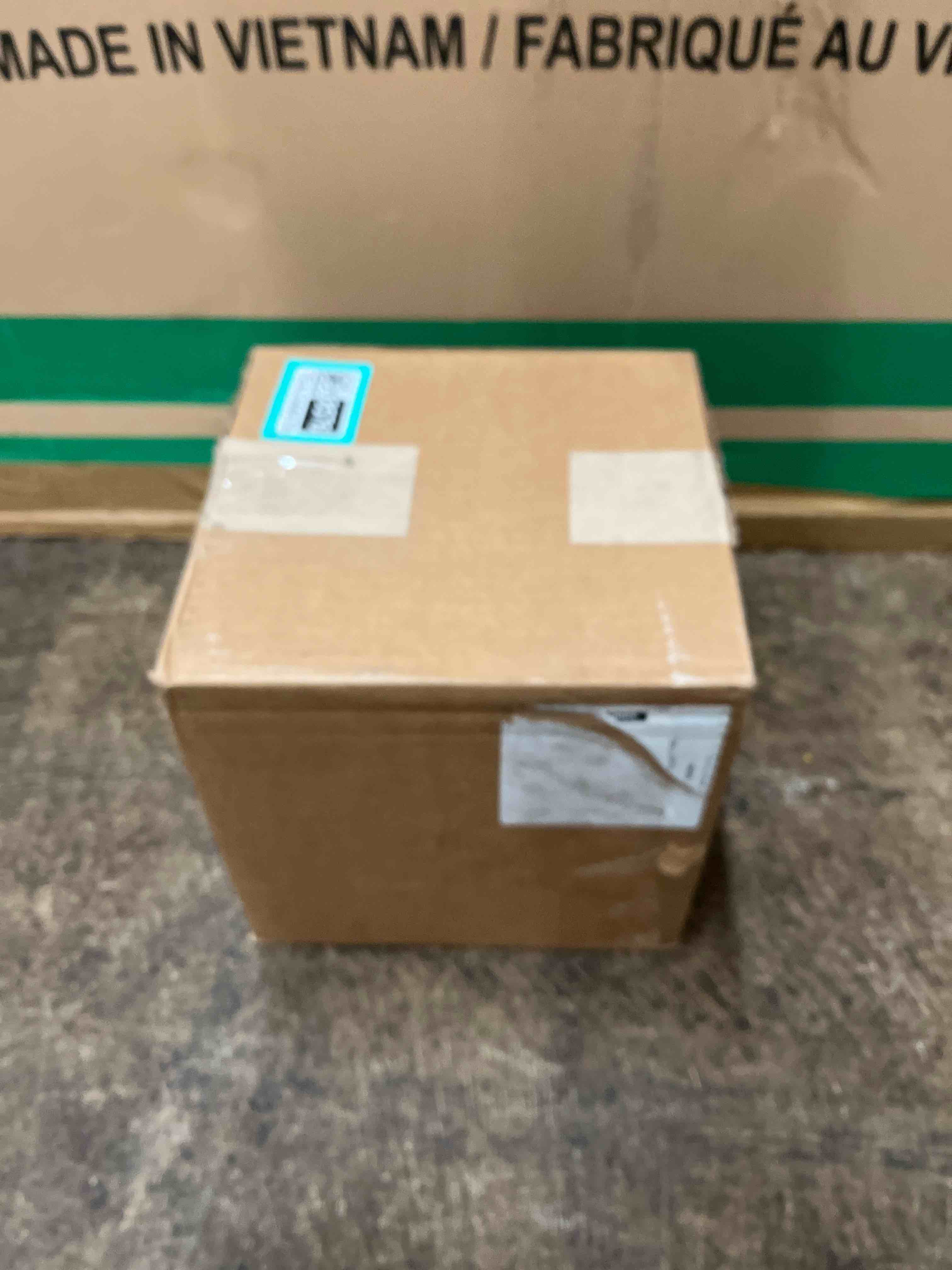 https://s3.amazonaws.com/lotting-images-prod/phillipi/TEA3368576_1753931780867.jpeg