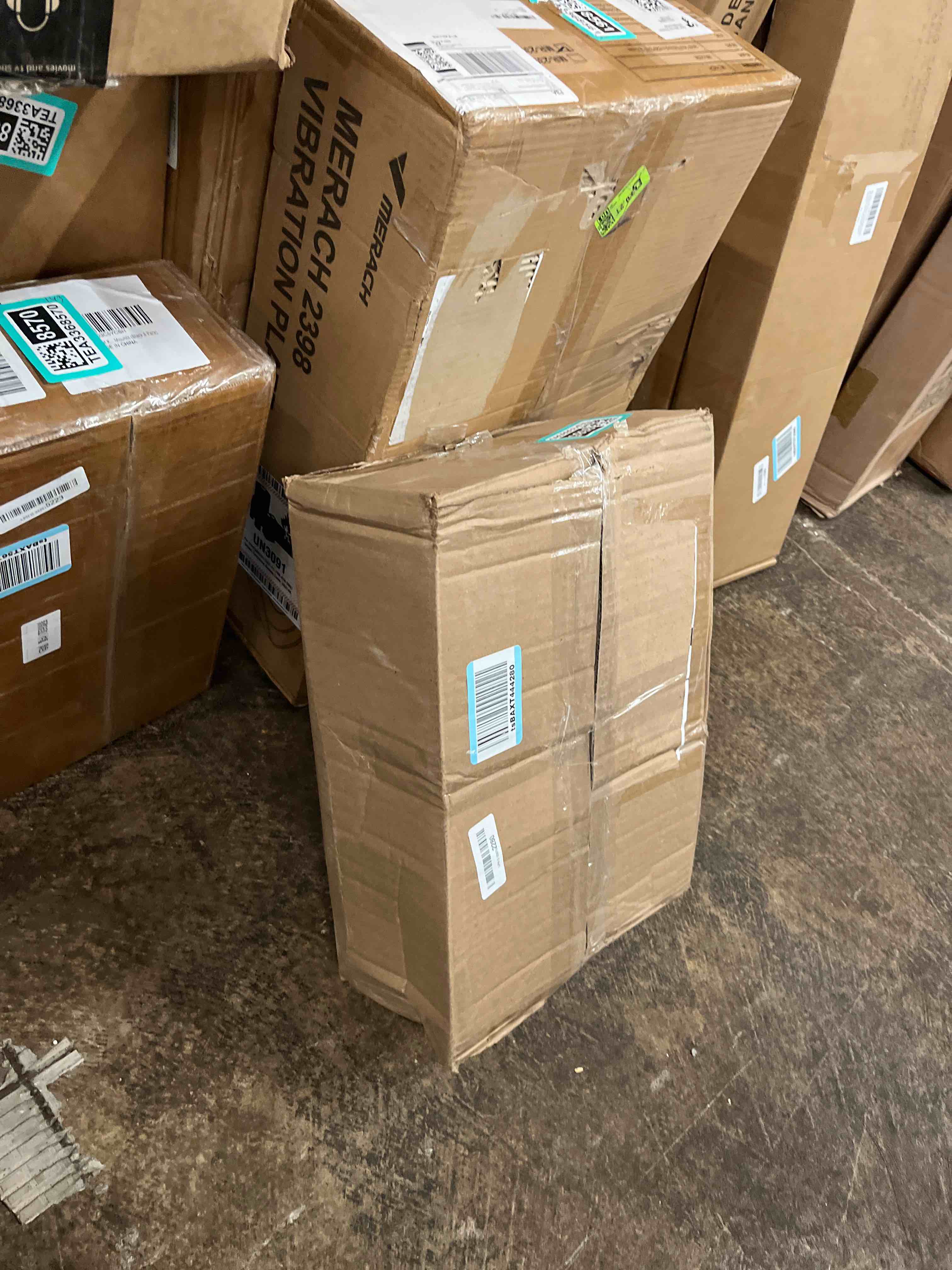 https://s3.amazonaws.com/lotting-images-prod/phillipi/TEA3368585_1753932322287.jpeg