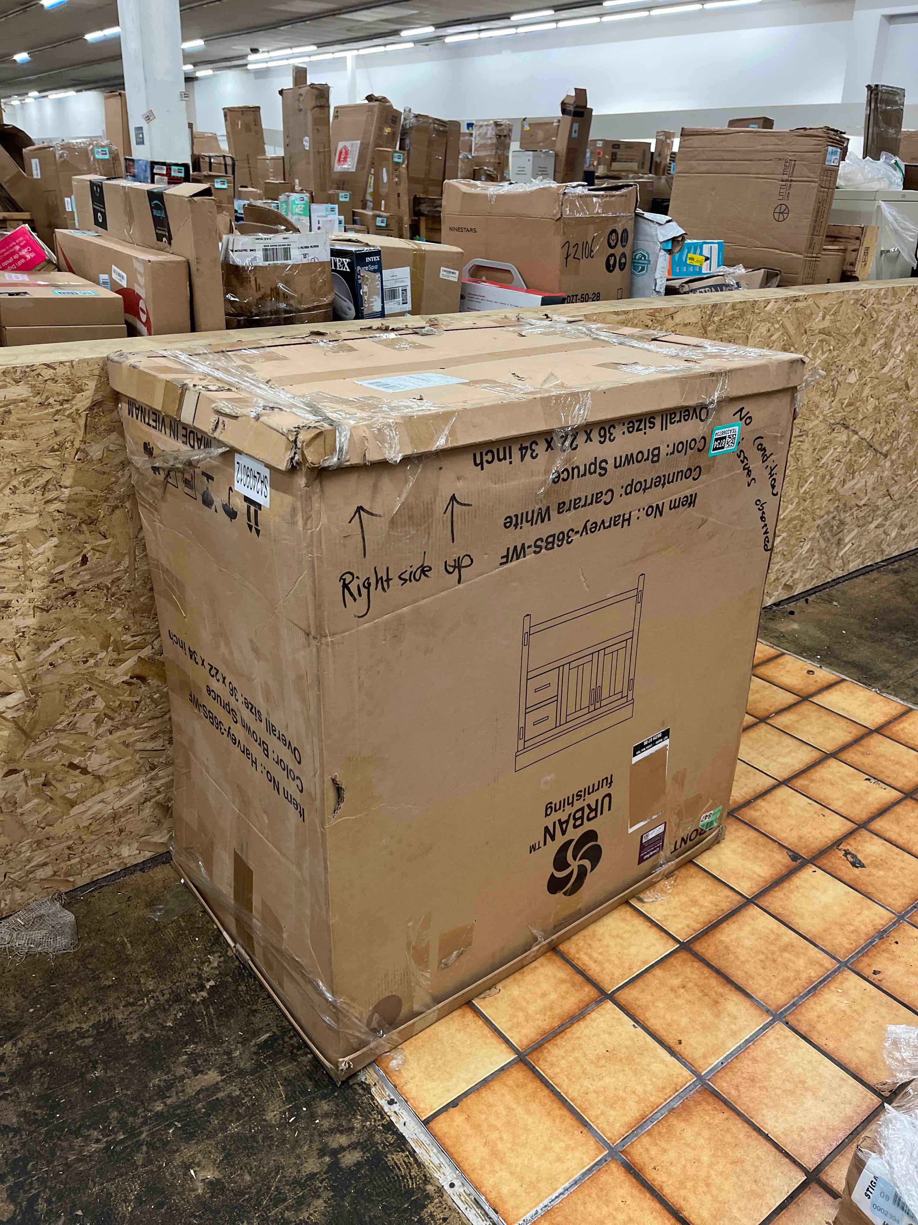 https://s3.amazonaws.com/lotting-images-prod/phillipi/TEA3368734_1754057829378.jpeg