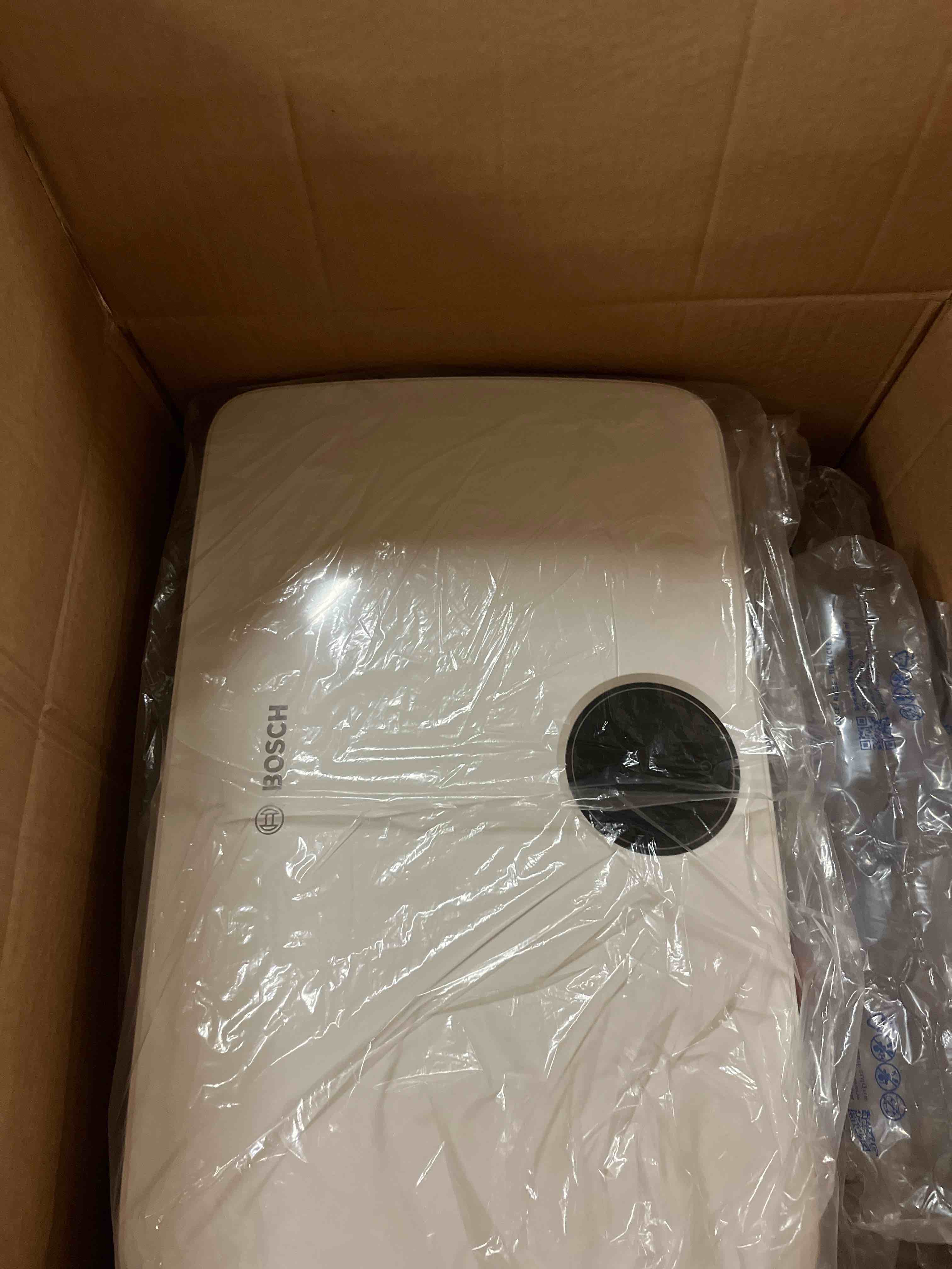 https://s3.amazonaws.com/lotting-images-prod/phillipi/TEA3368805_1754422806937.jpeg