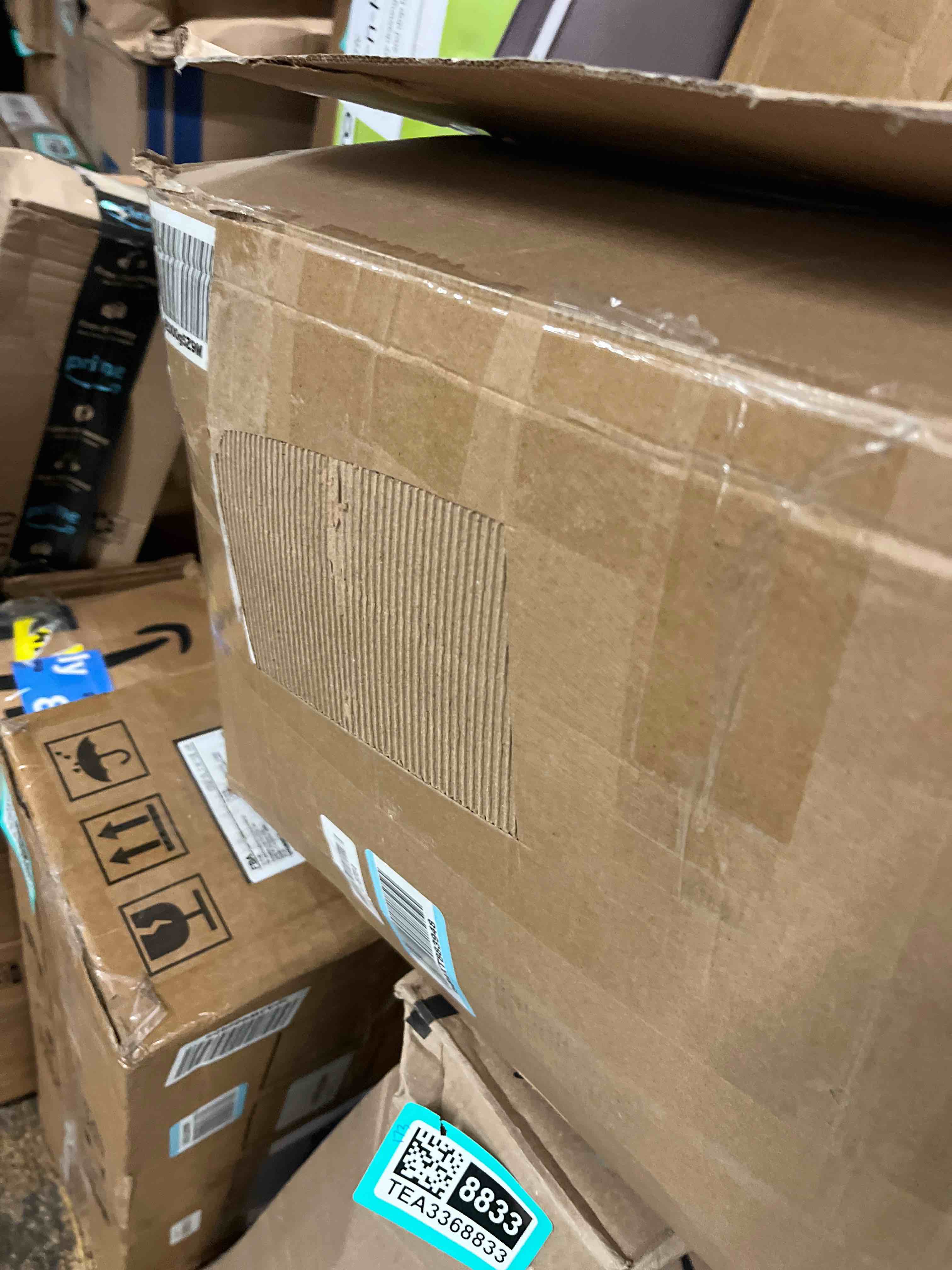 https://s3.amazonaws.com/lotting-images-prod/phillipi/TEA3368807_1754423064846.jpeg