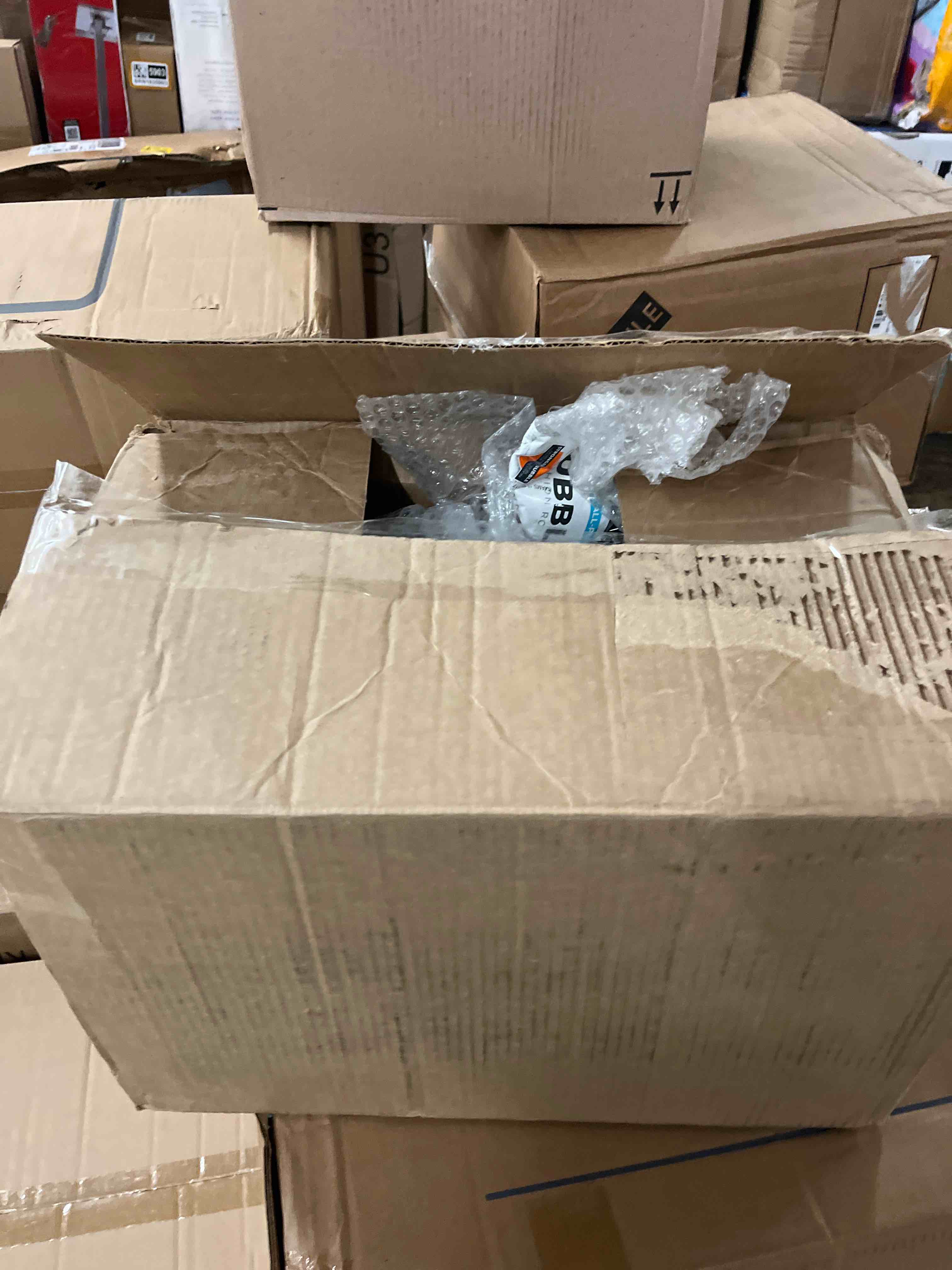 https://s3.amazonaws.com/lotting-images-prod/phillipi/TEA3368830_1754421313454.jpeg