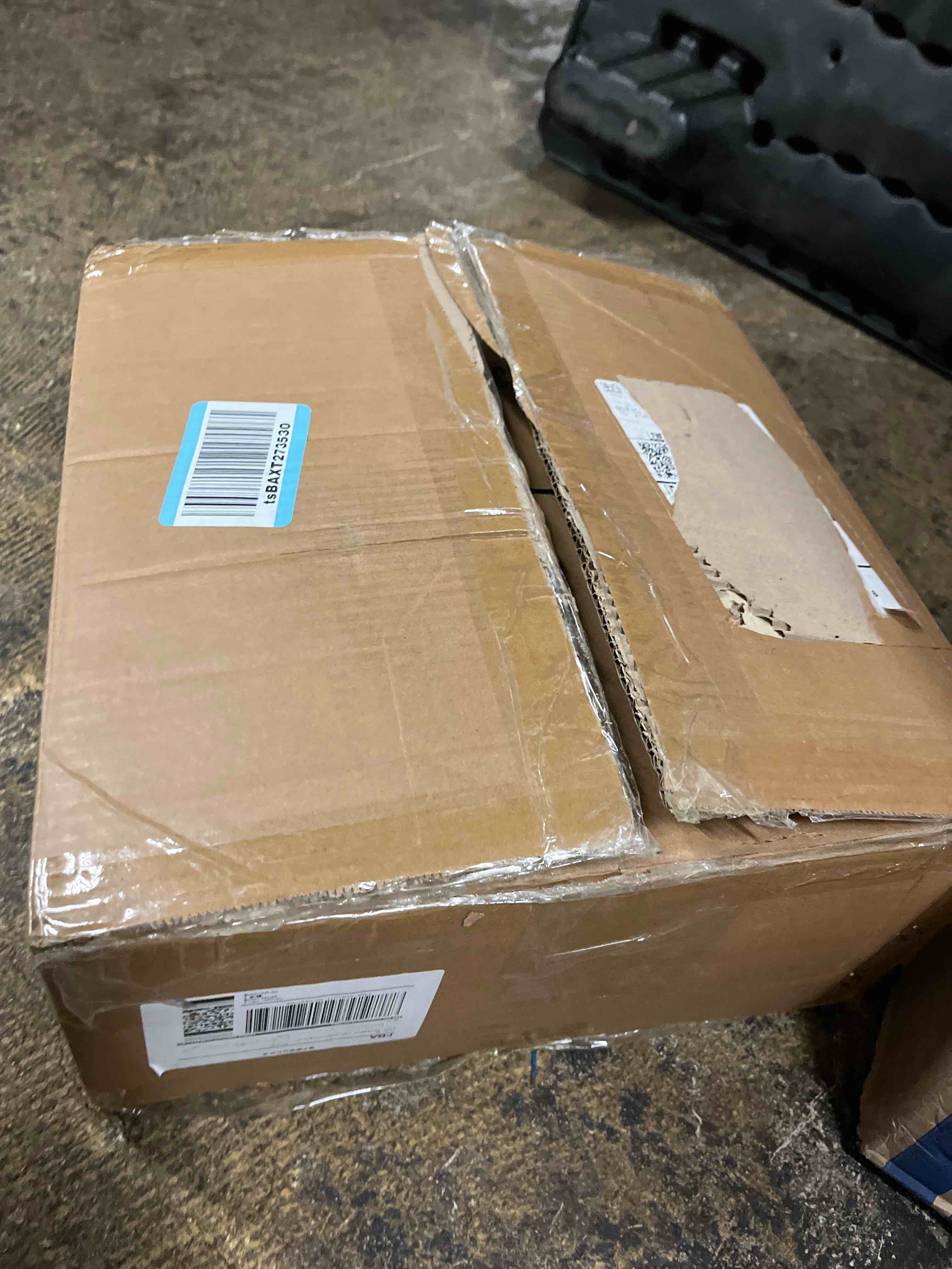 https://s3.amazonaws.com/lotting-images-prod/phillipi/TEA3368841_1754418251923.jpeg