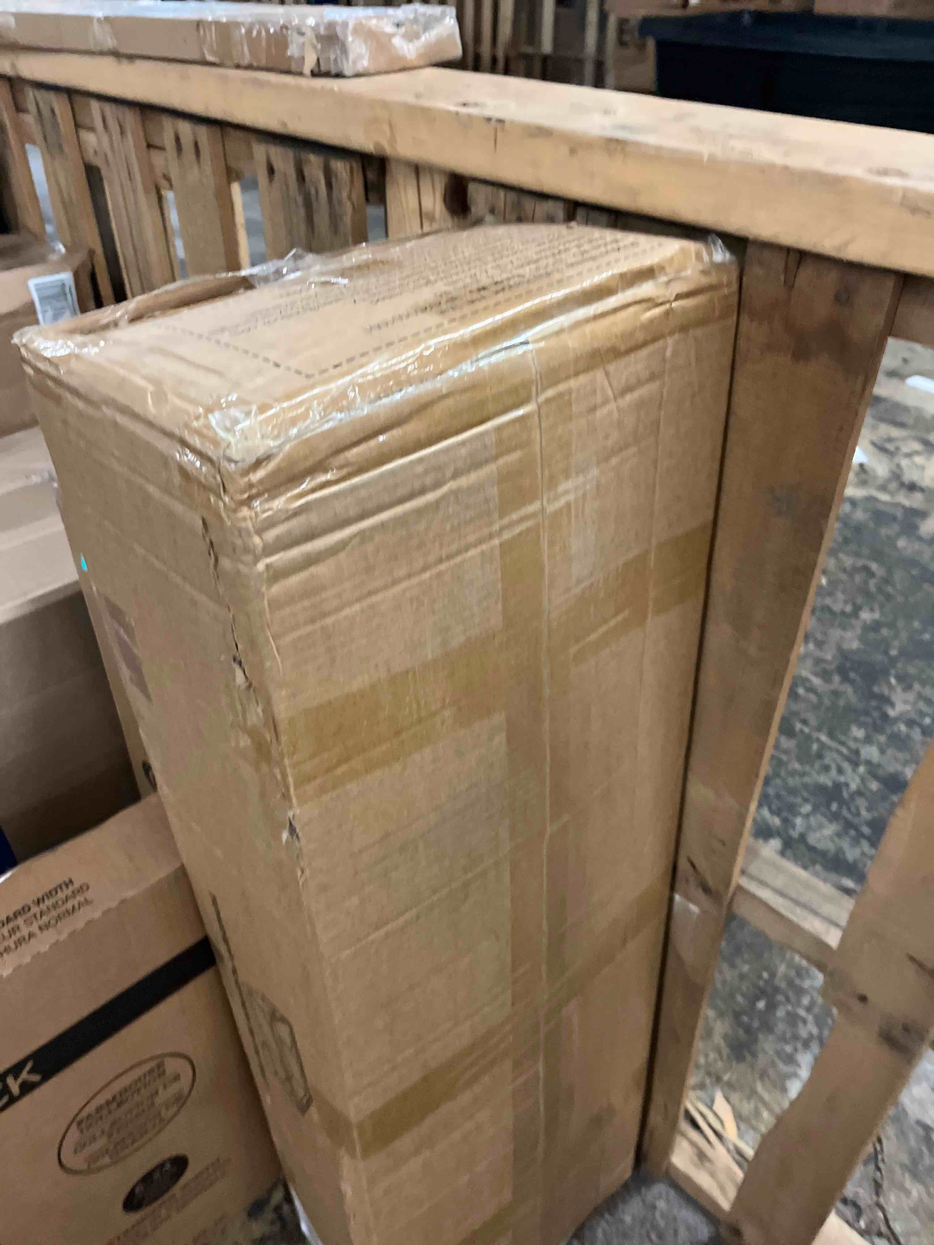https://s3.amazonaws.com/lotting-images-prod/phillipi/TEA3368848_1754419274646.jpeg