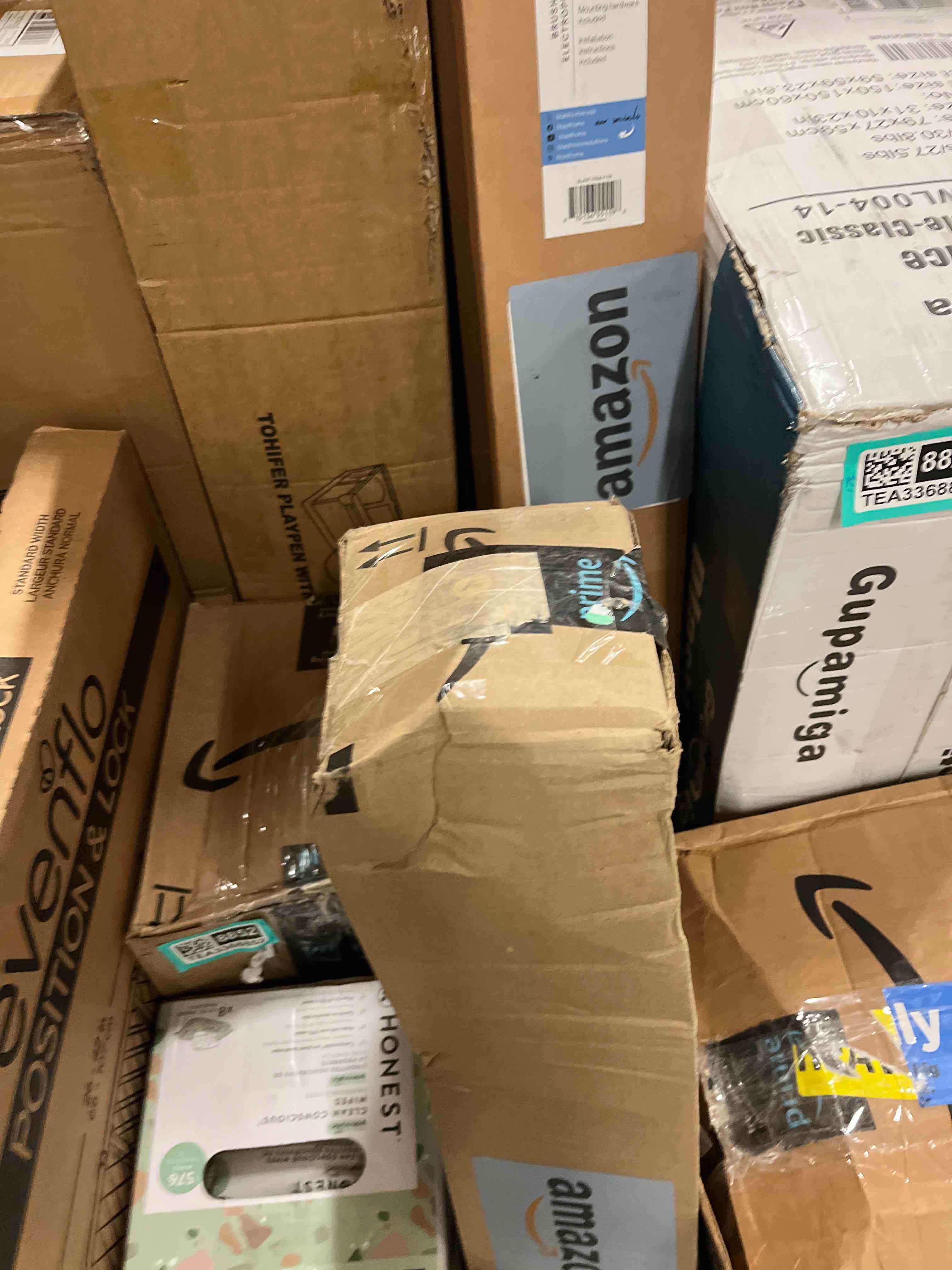 https://s3.amazonaws.com/lotting-images-prod/phillipi/TEA3368855_1754420173278.jpeg
