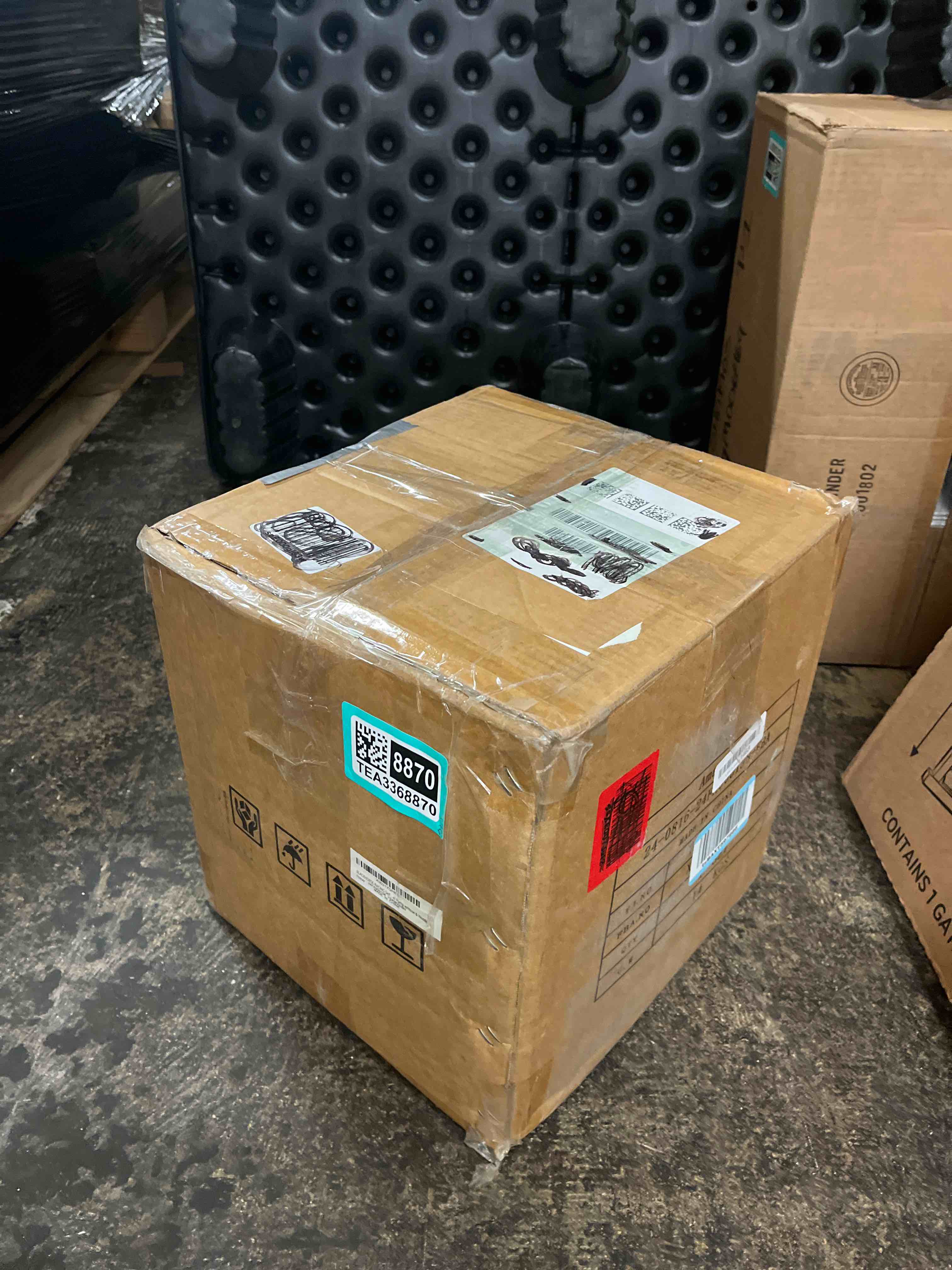 https://s3.amazonaws.com/lotting-images-prod/phillipi/TEA3368870_1754418861555.jpeg
