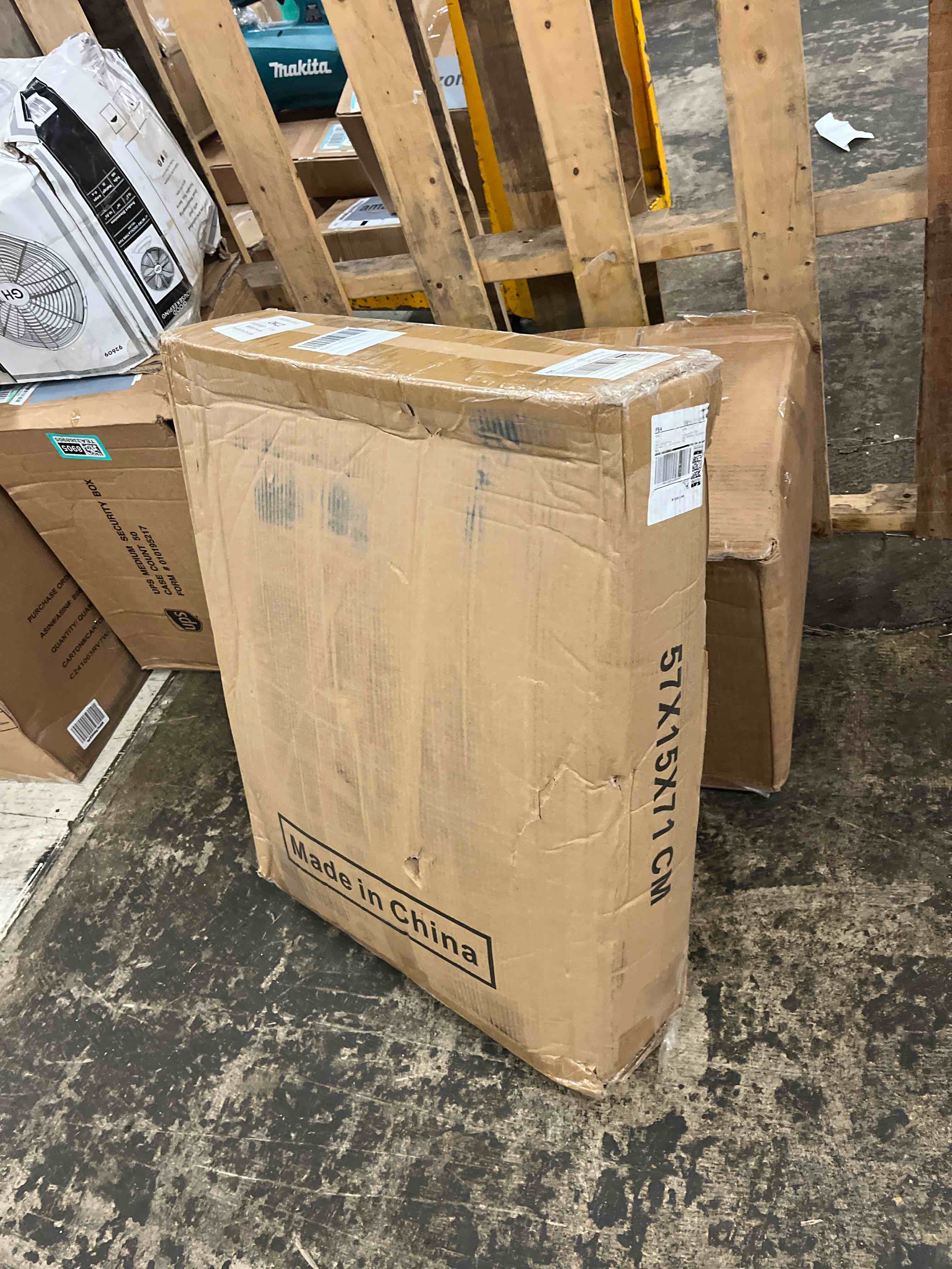 https://s3.amazonaws.com/lotting-images-prod/phillipi/TEA3368916_1754427506125.jpeg