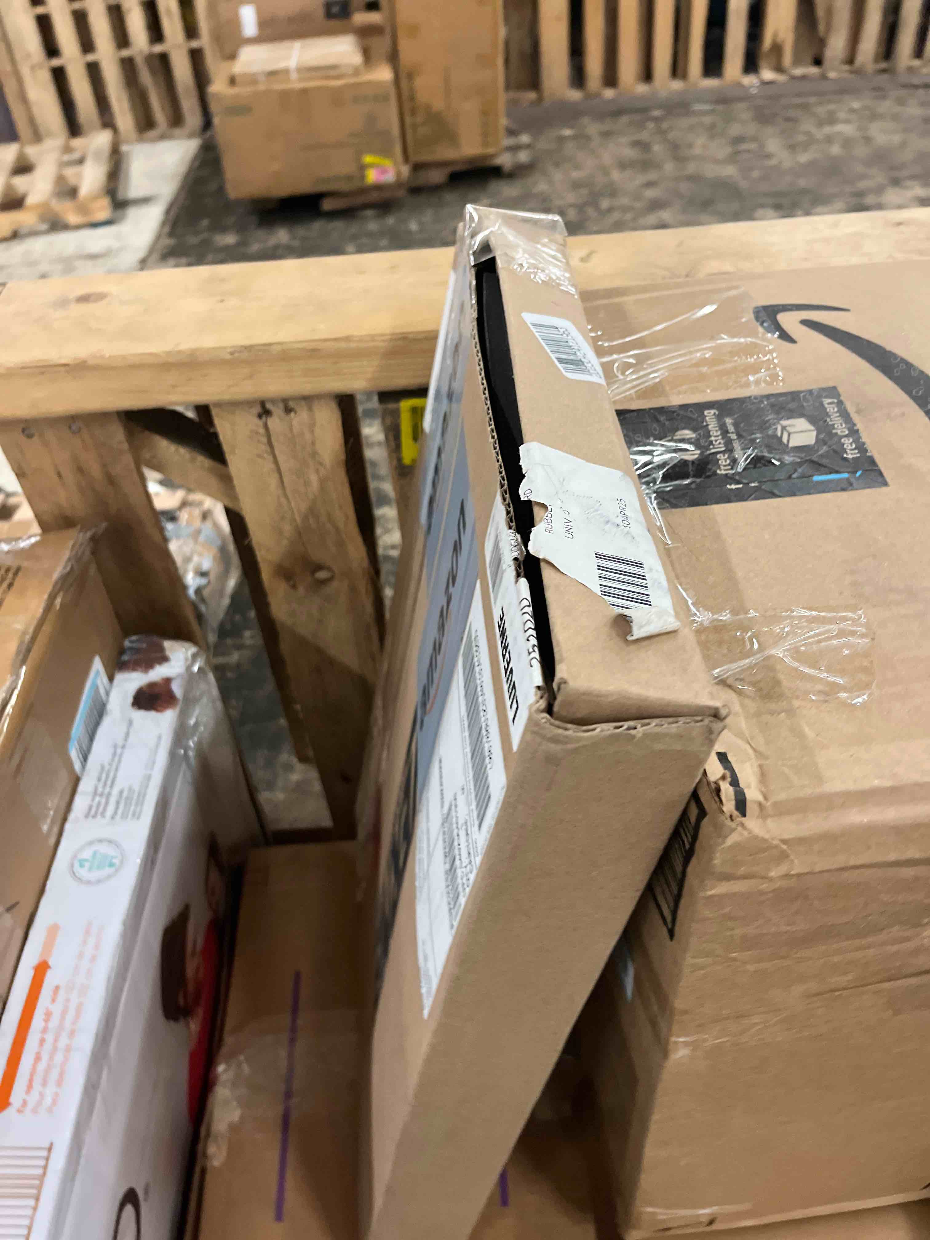https://s3.amazonaws.com/lotting-images-prod/phillipi/TEA3368929_1754427736232.jpeg