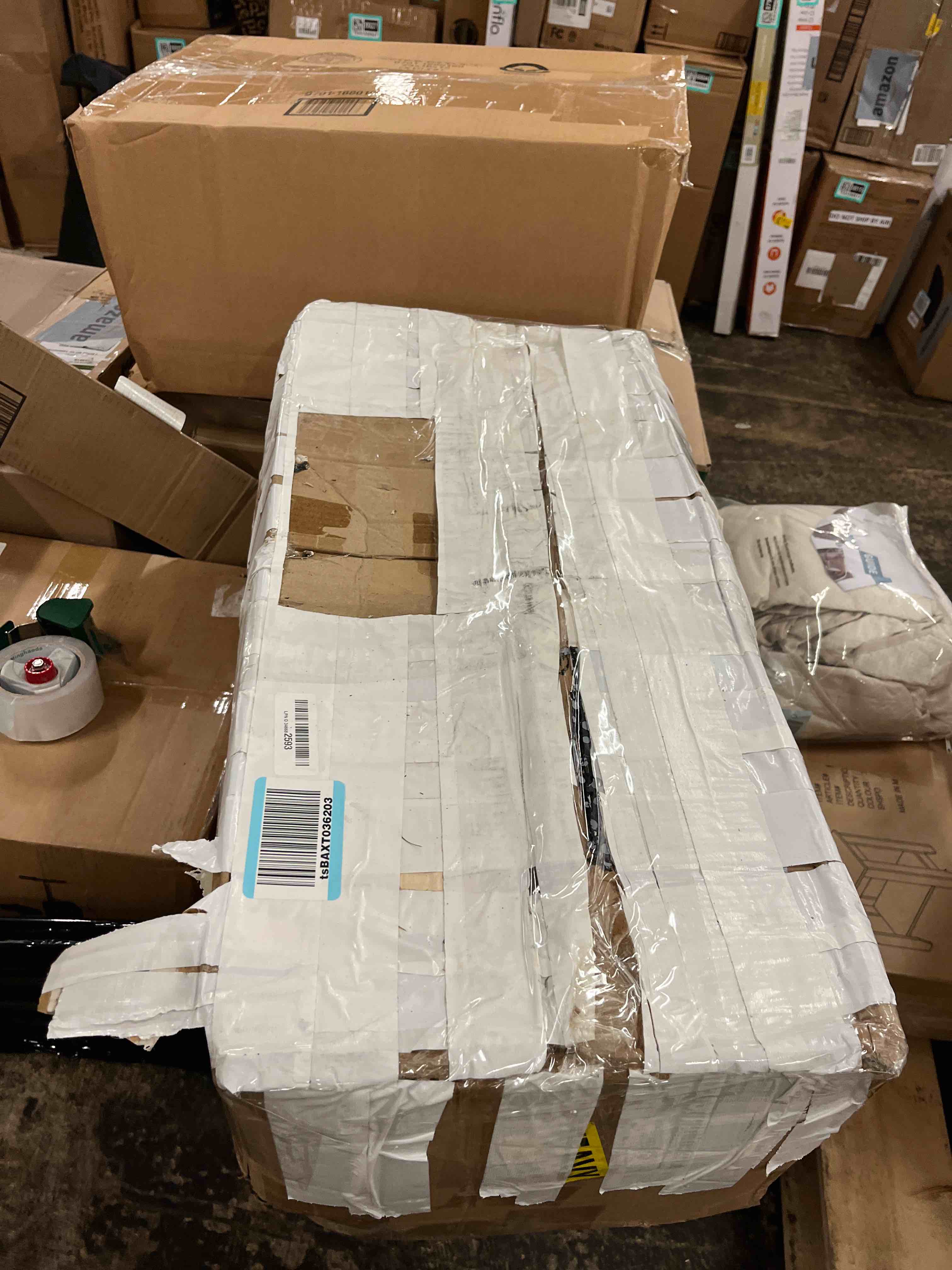 https://s3.amazonaws.com/lotting-images-prod/phillipi/TEA3368965_1754439445893.jpeg
