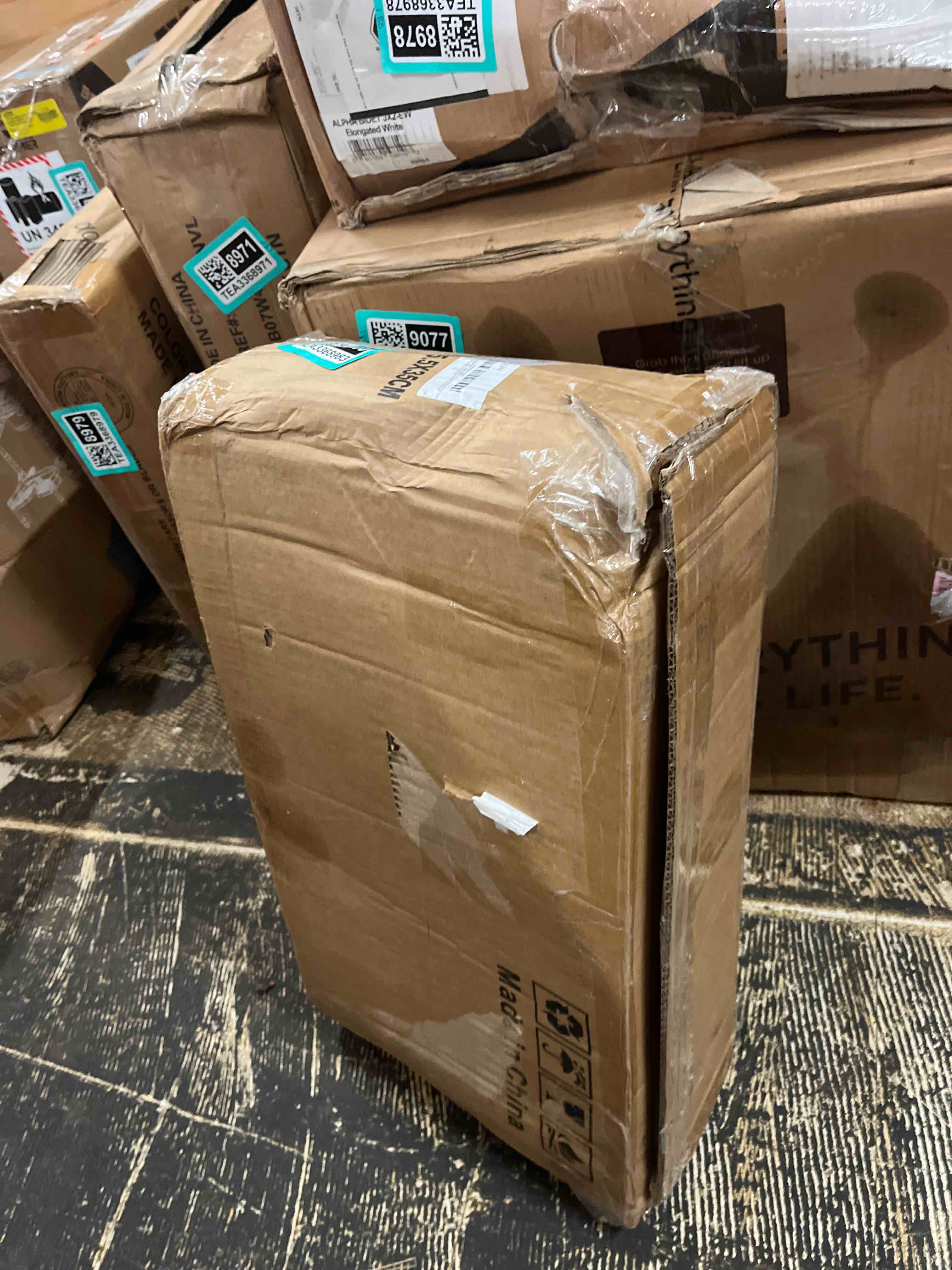 https://s3.amazonaws.com/lotting-images-prod/phillipi/TEA3368983_1754441609408.jpeg