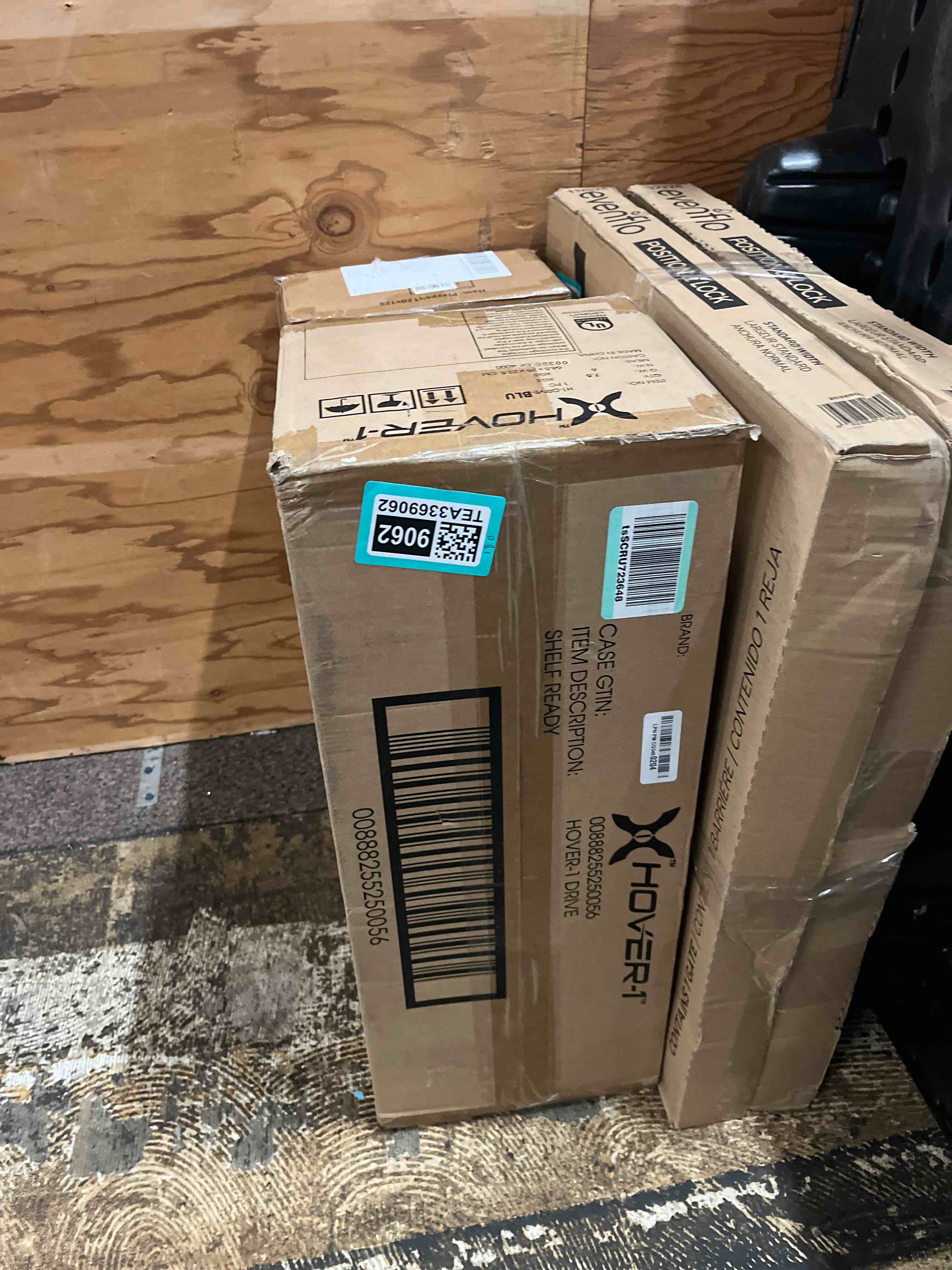 https://s3.amazonaws.com/lotting-images-prod/phillipi/TEA3369062_1754439119928.jpeg