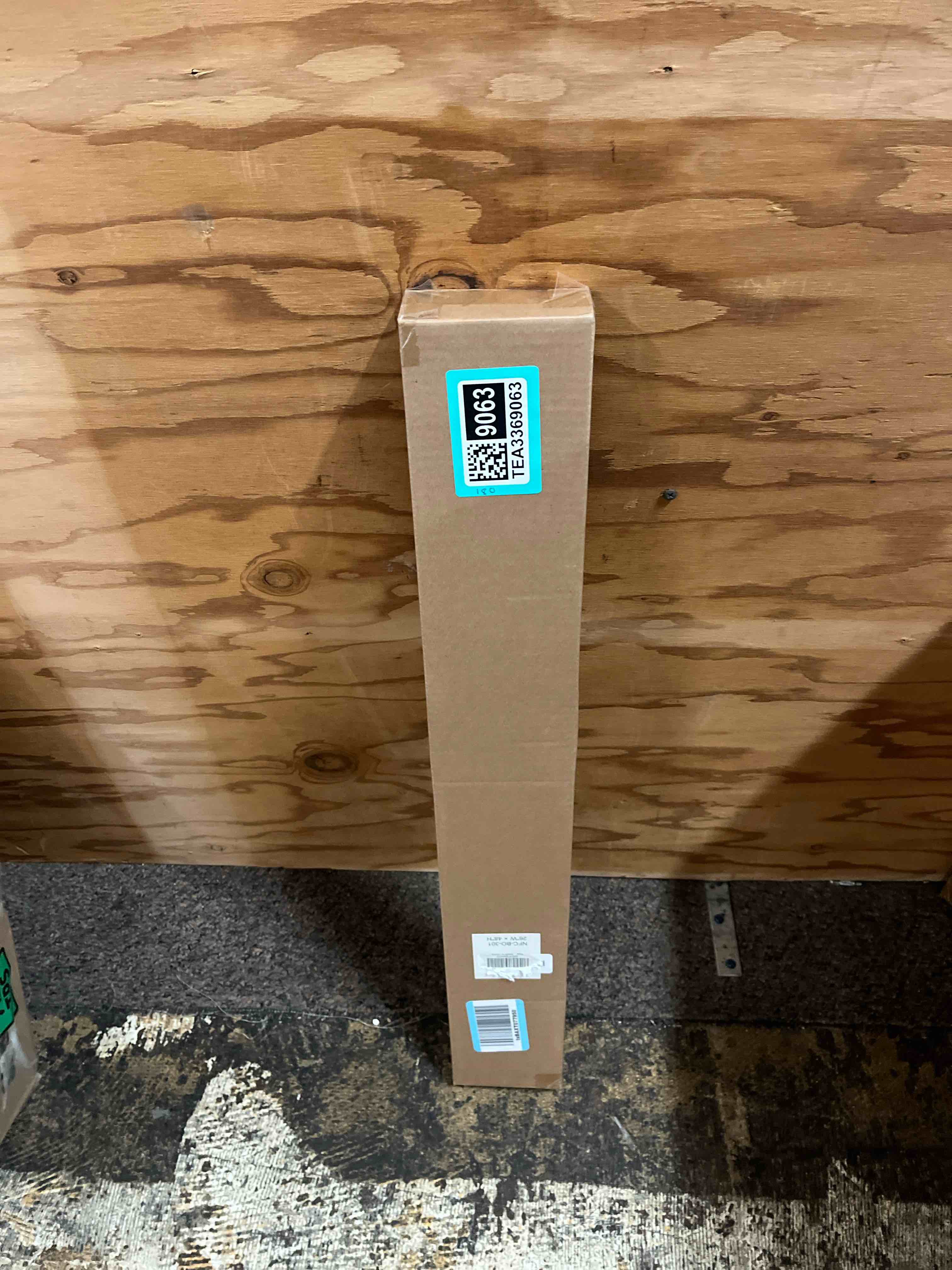 https://s3.amazonaws.com/lotting-images-prod/phillipi/TEA3369063_1754439268114.jpeg