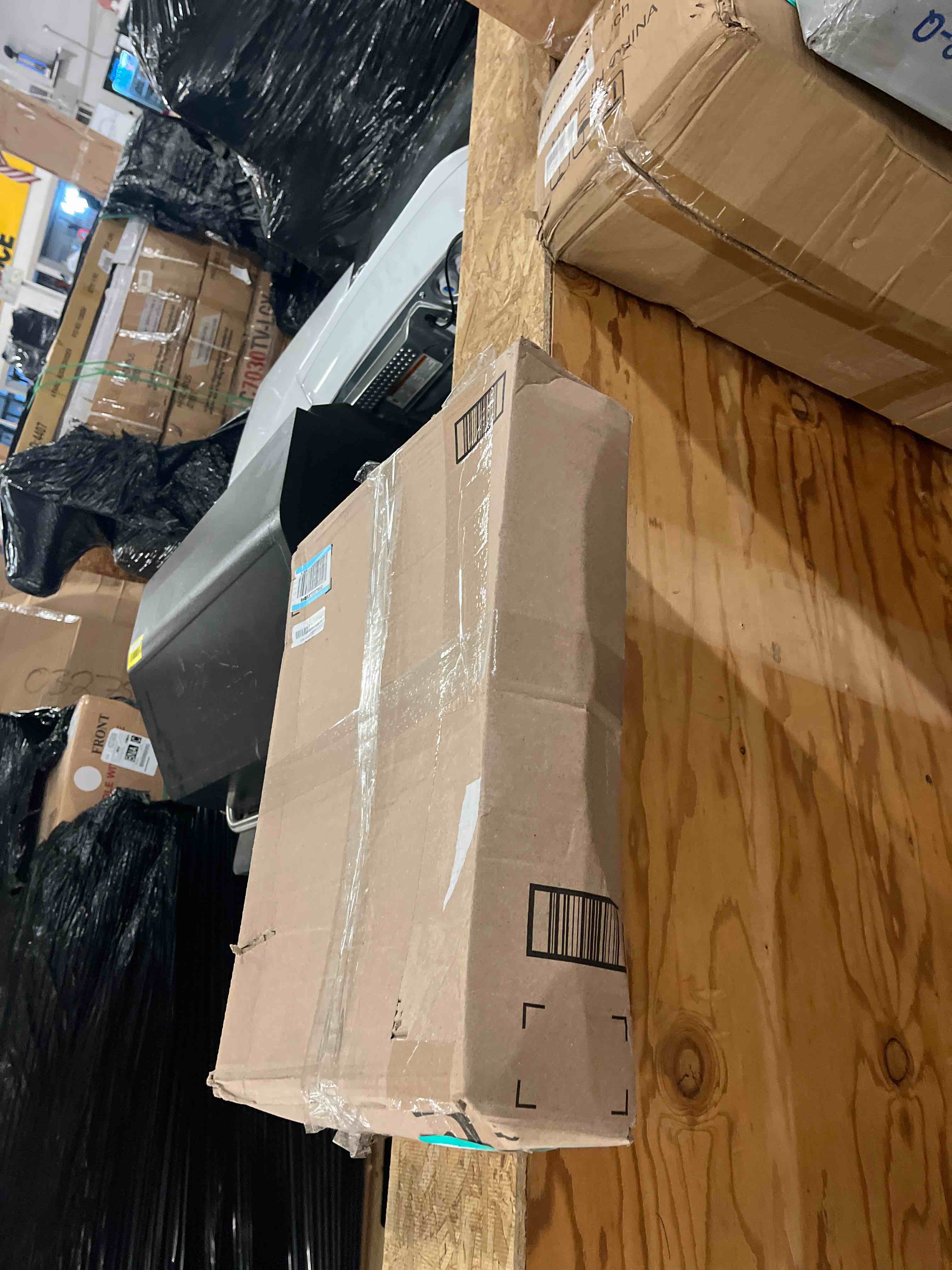 https://s3.amazonaws.com/lotting-images-prod/phillipi/TEA3369073_1754440288266.jpeg