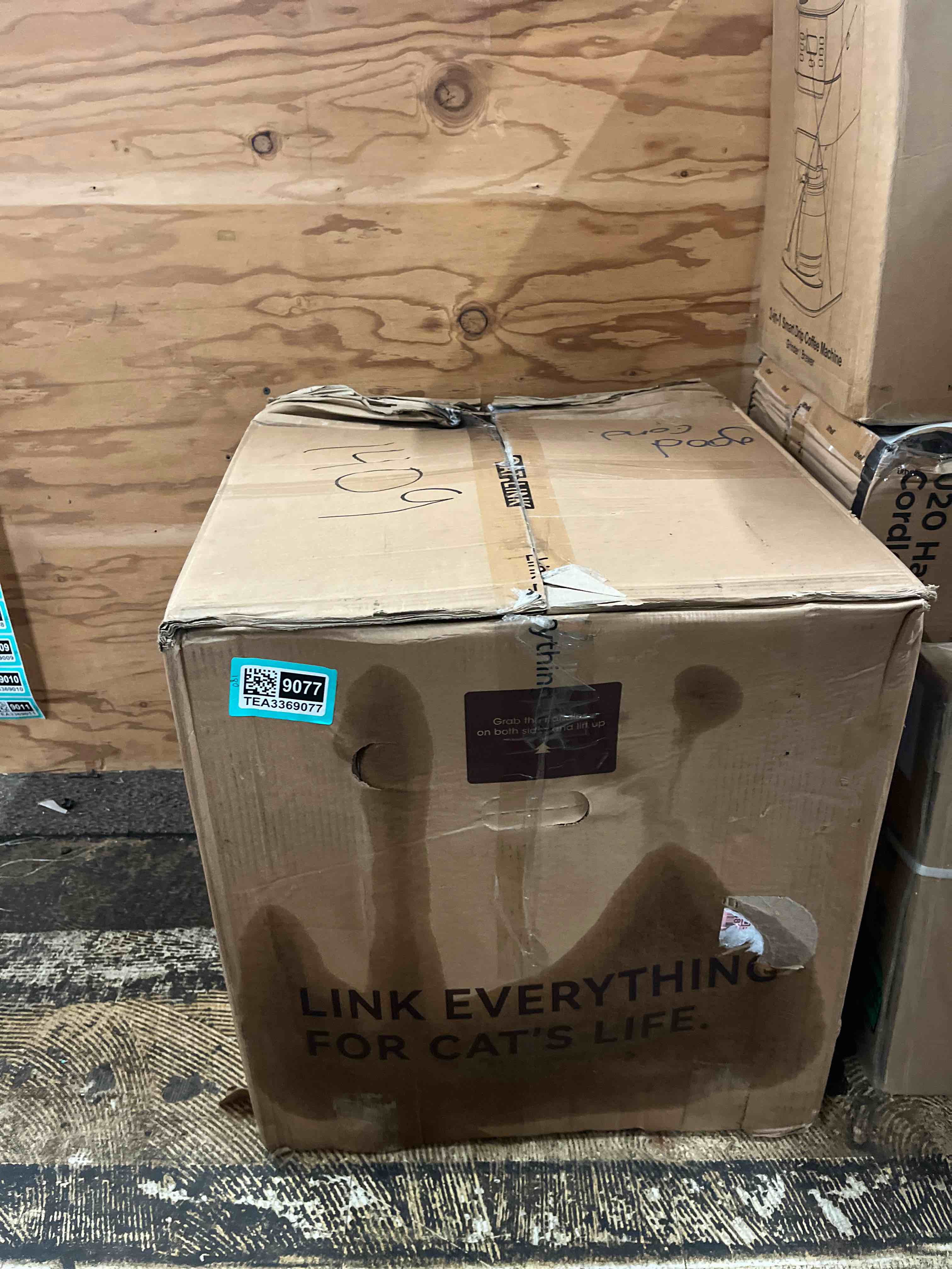 https://s3.amazonaws.com/lotting-images-prod/phillipi/TEA3369077_1754440587479.jpeg