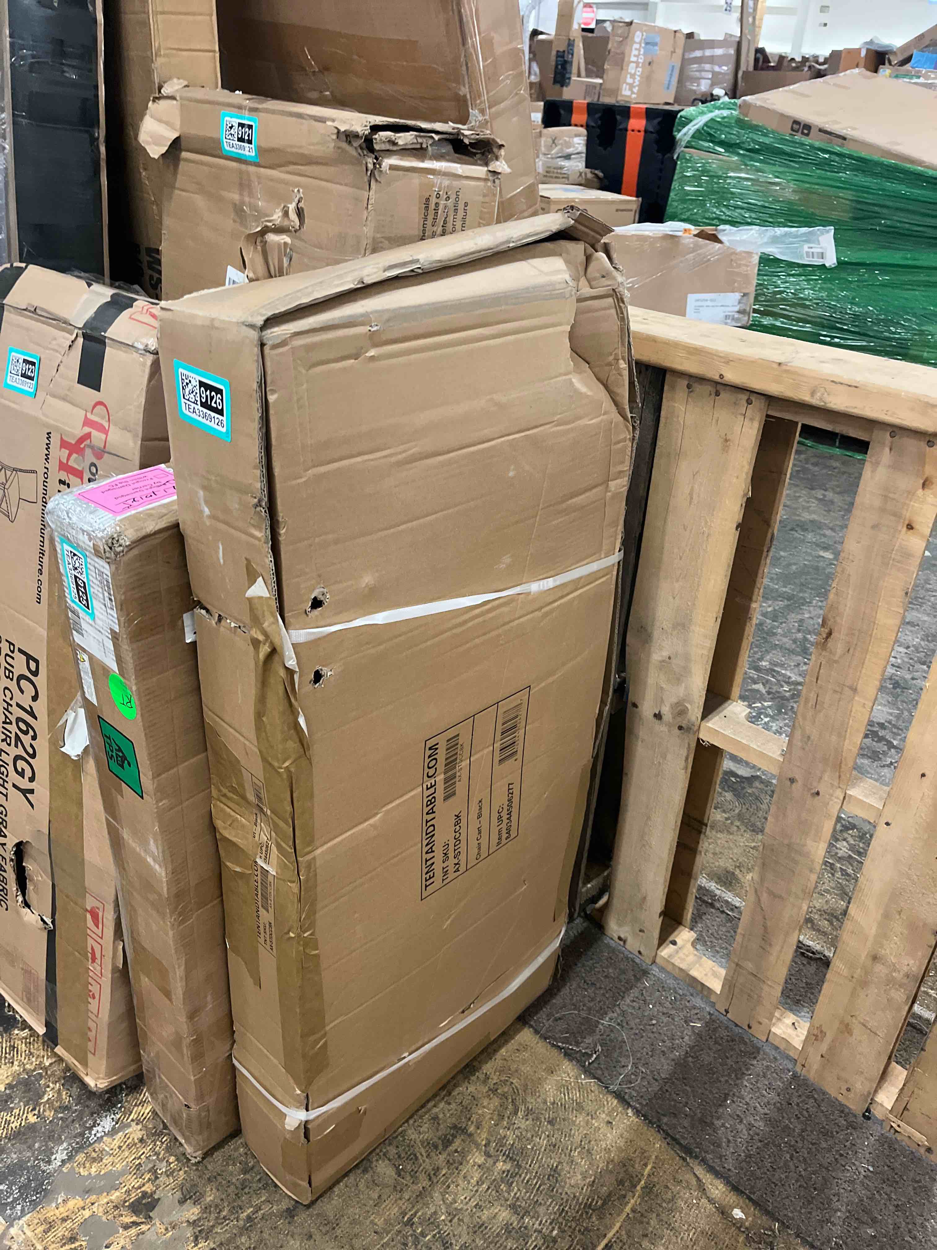 https://s3.amazonaws.com/lotting-images-prod/phillipi/TEA3369126_1754543554212.jpeg