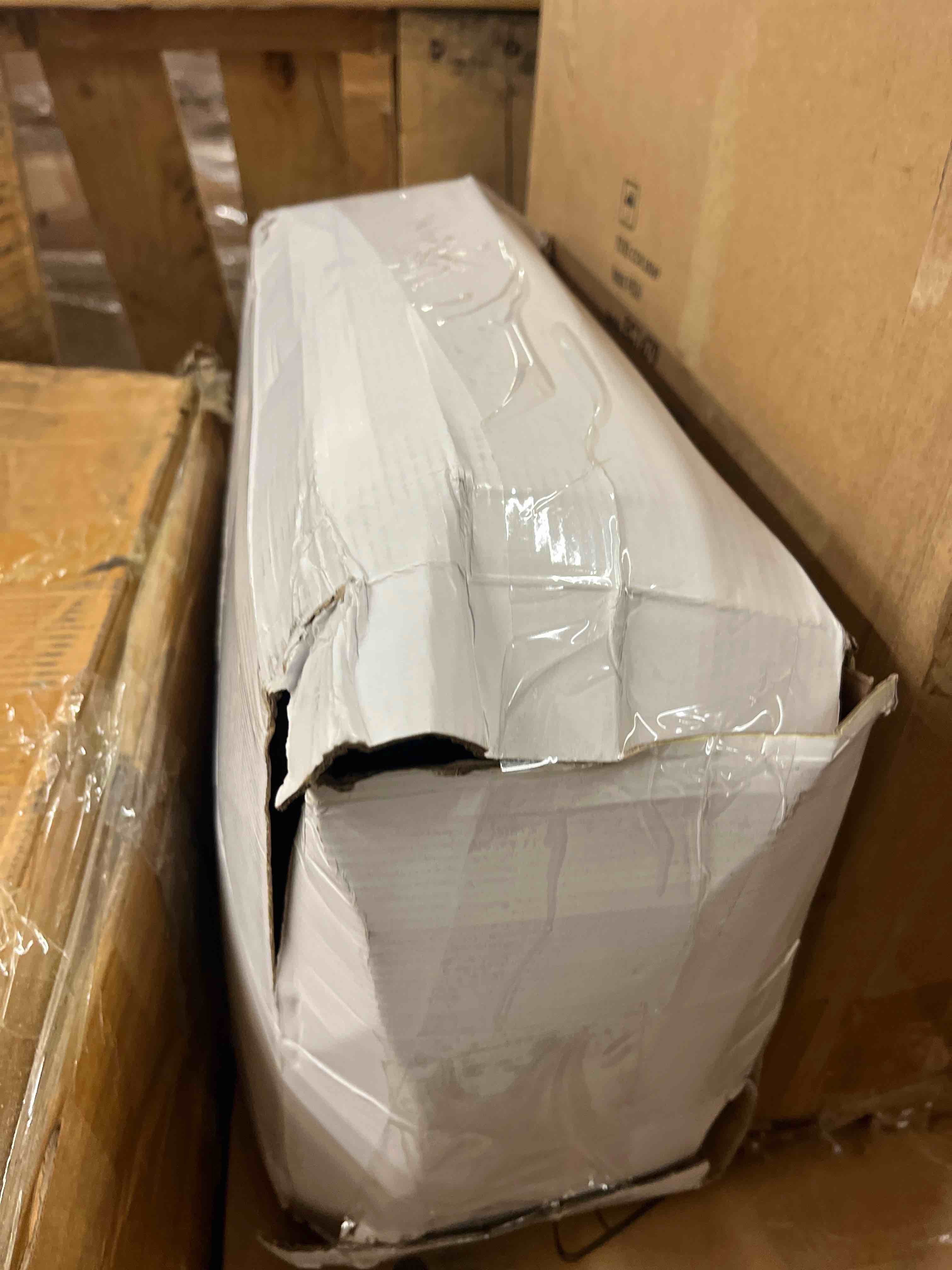 https://s3.amazonaws.com/lotting-images-prod/phillipi/TEA3369212_1754547163821.jpeg