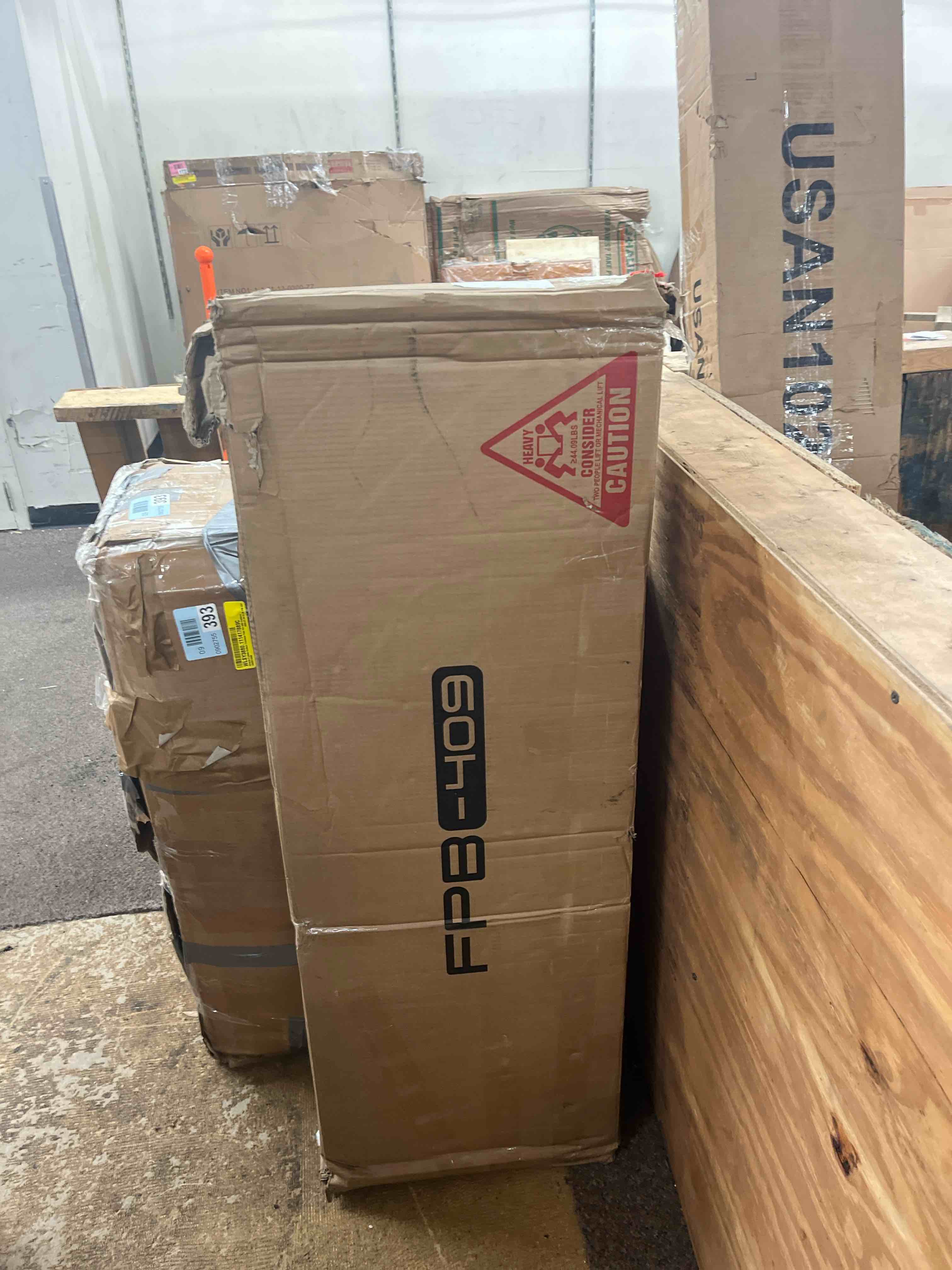 https://s3.amazonaws.com/lotting-images-prod/phillipi/TEA3369308_1754662552503.jpeg