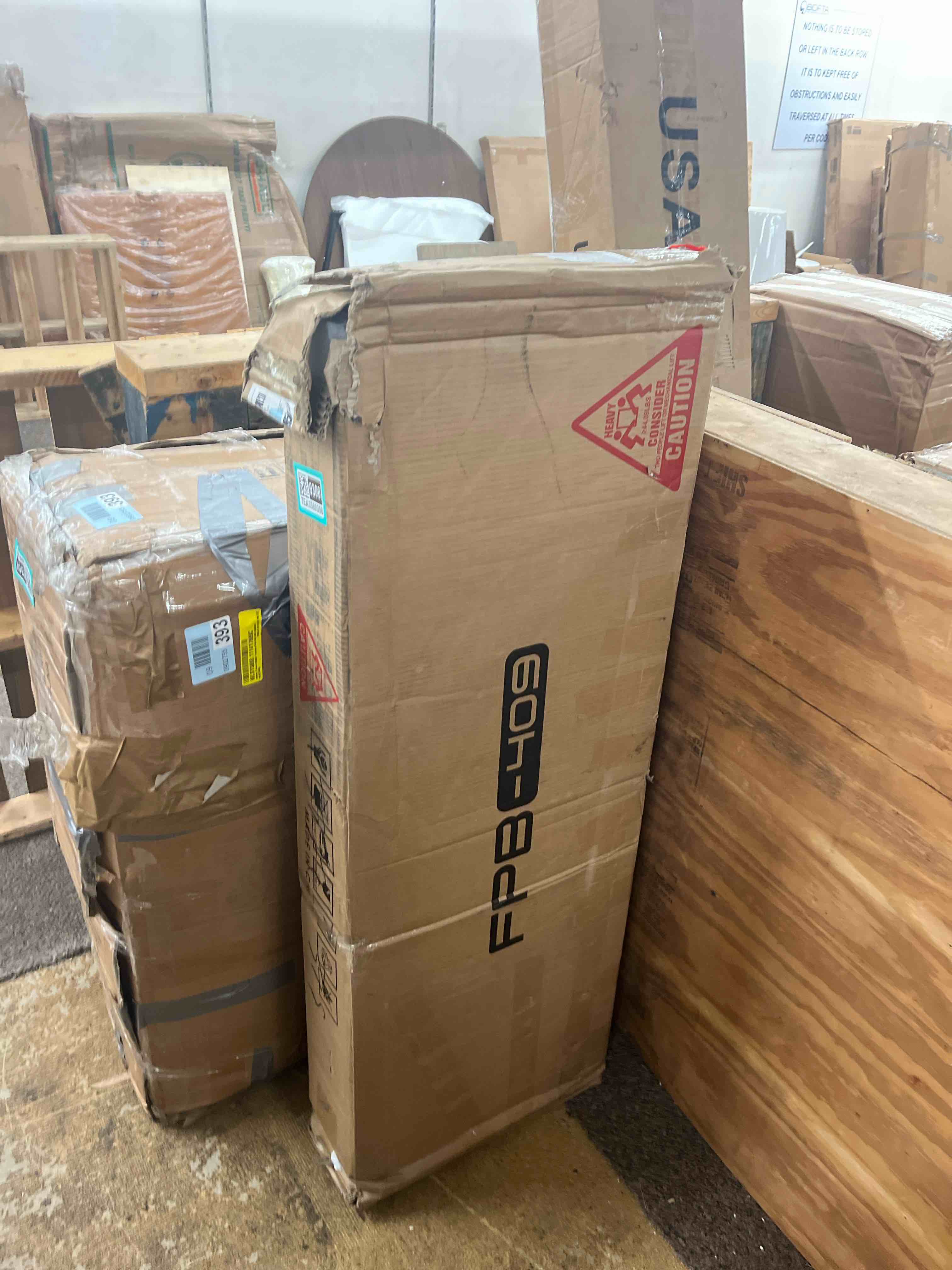 https://s3.amazonaws.com/lotting-images-prod/phillipi/TEA3369308_1754662554599.jpeg
