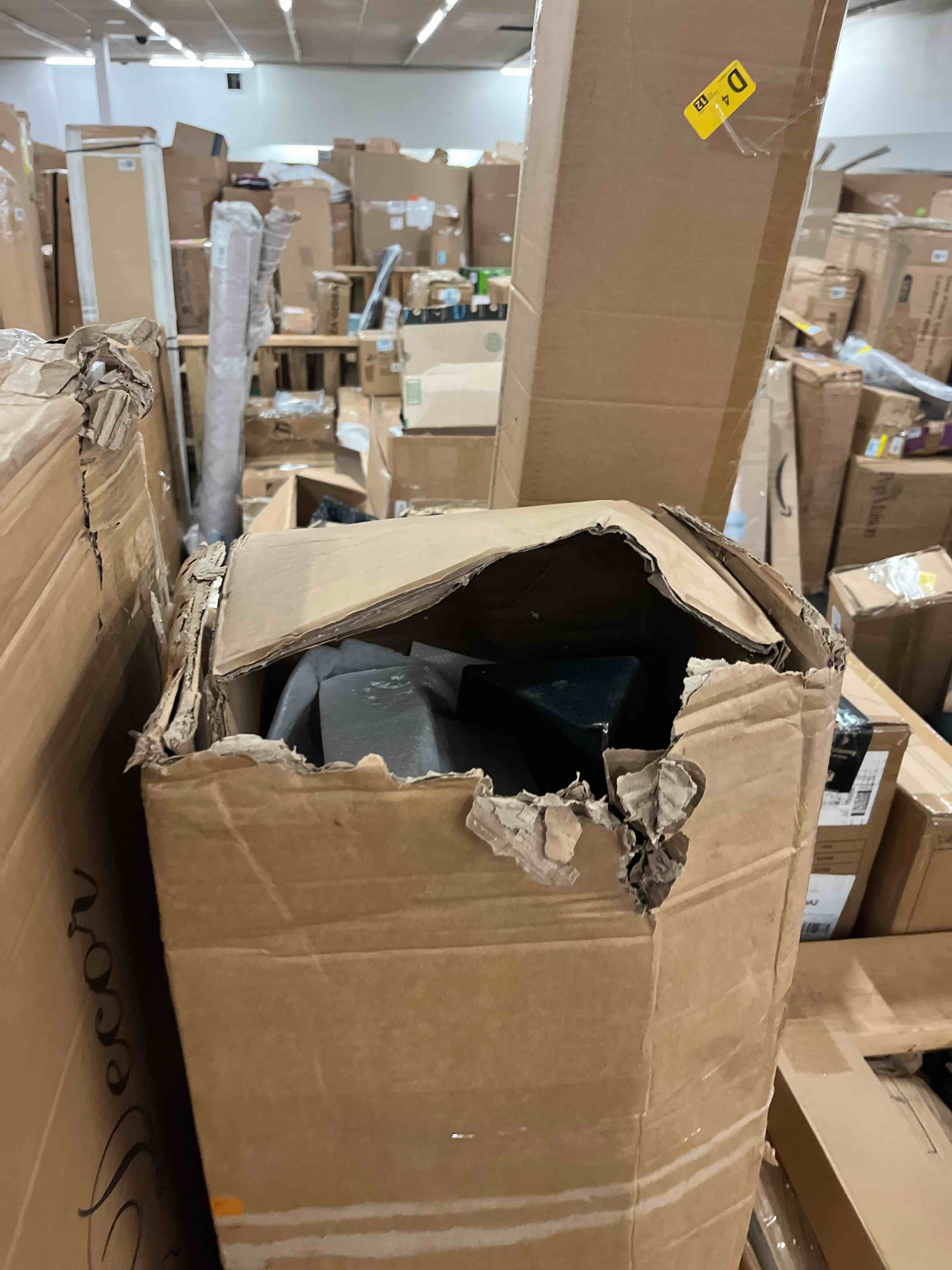 https://s3.amazonaws.com/lotting-images-prod/phillipi/TEA3369400_1754667221867.jpeg