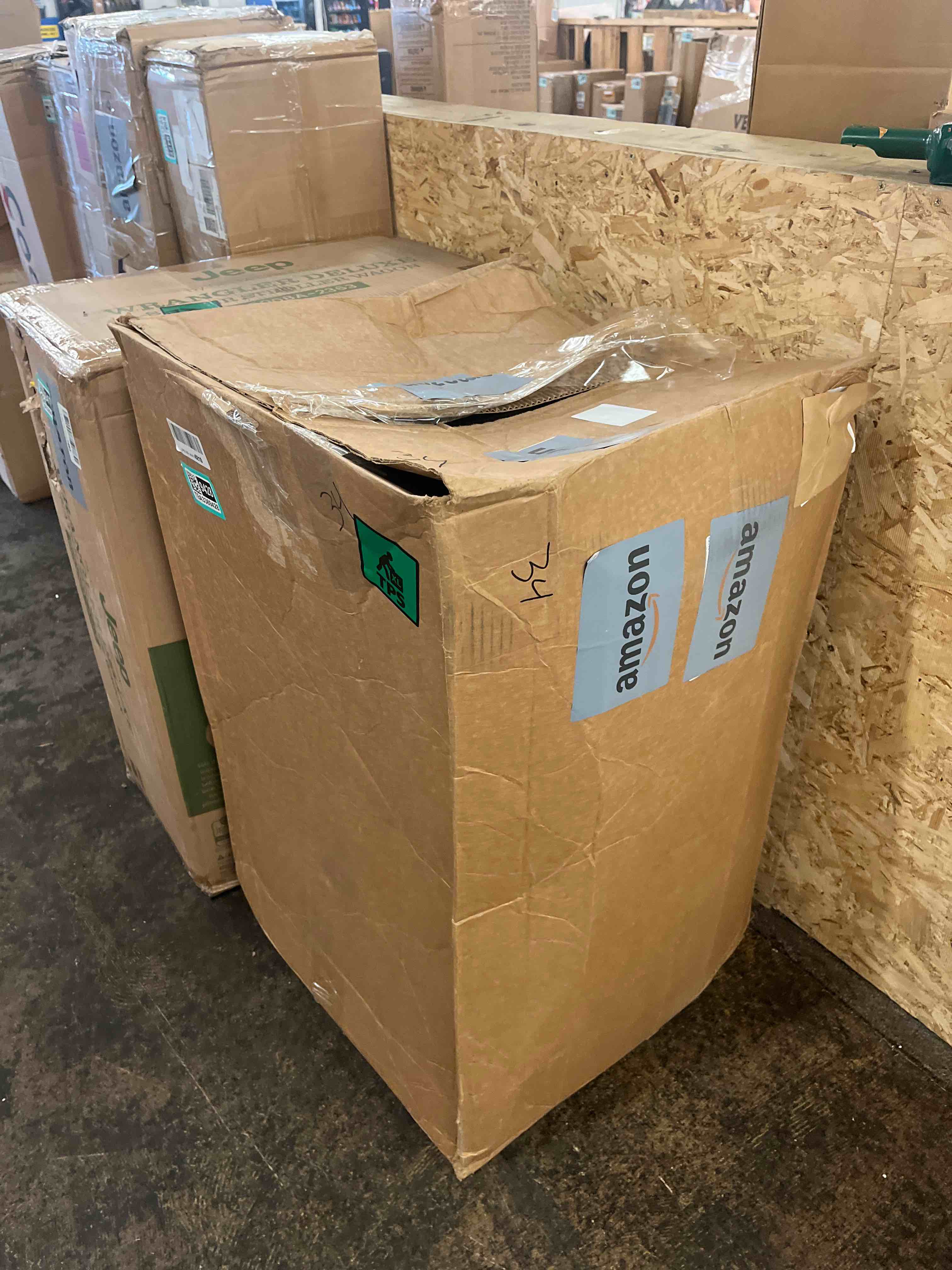 https://s3.amazonaws.com/lotting-images-prod/phillipi/TEA3369428_1754936036186.jpeg