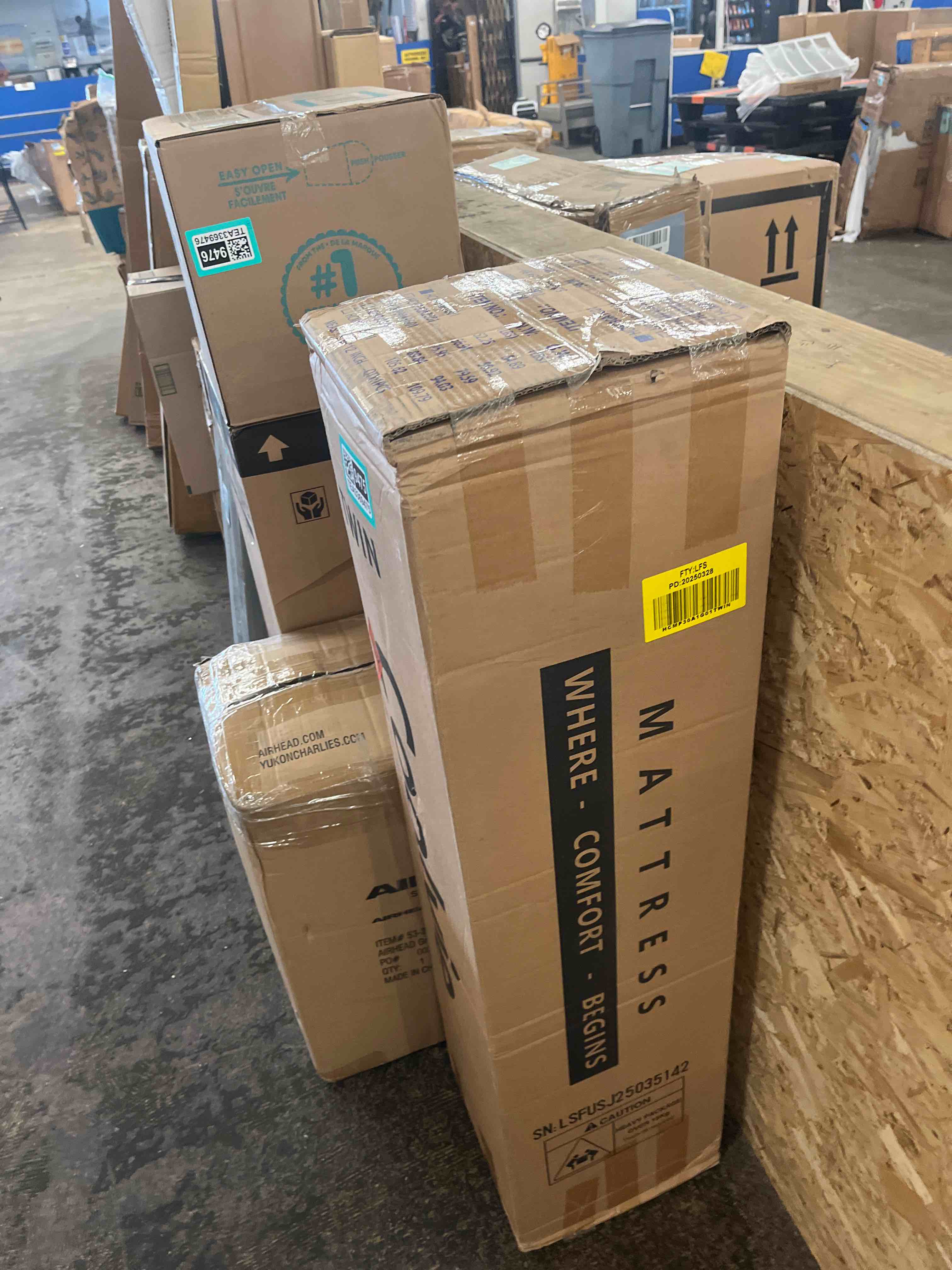 https://s3.amazonaws.com/lotting-images-prod/phillipi/TEA3369475_1754934749094.jpeg